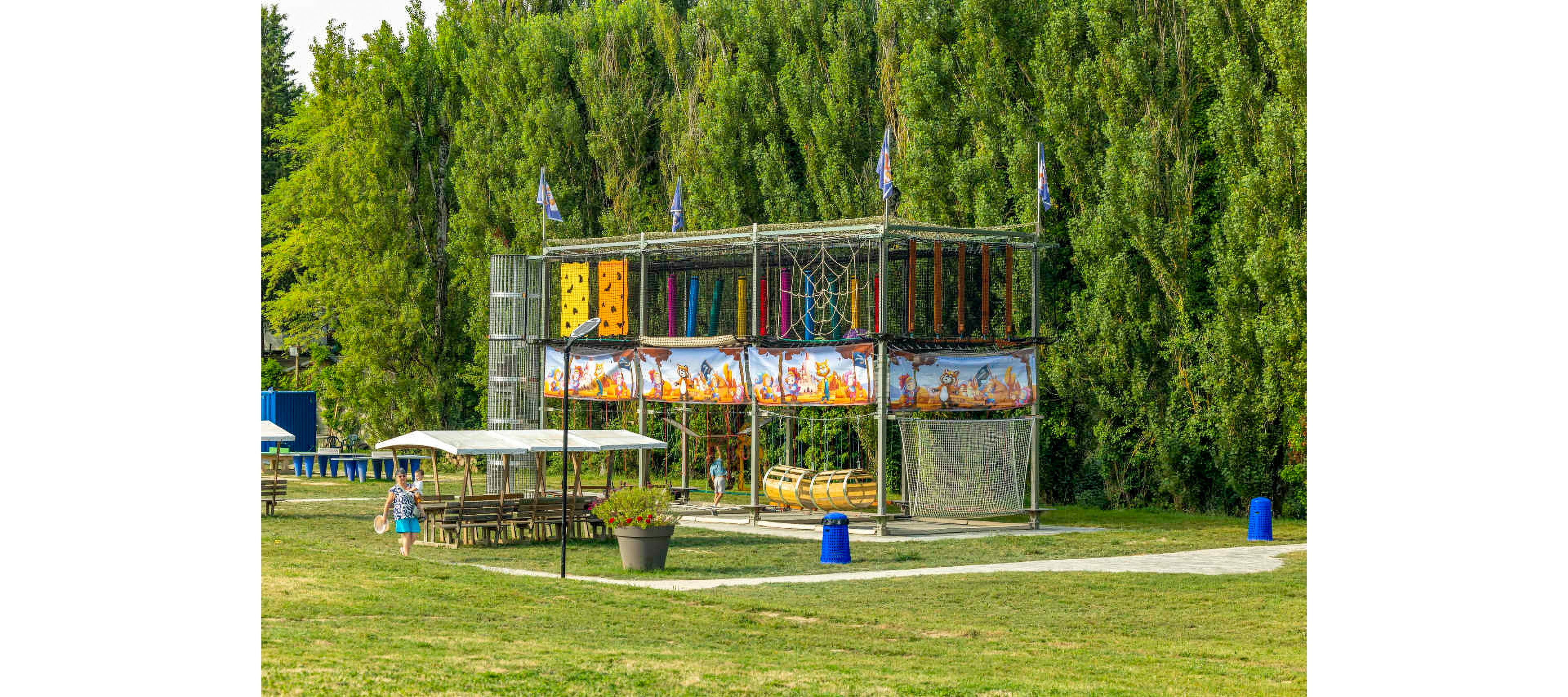 Chateau de Fonrives - EUROCAMP