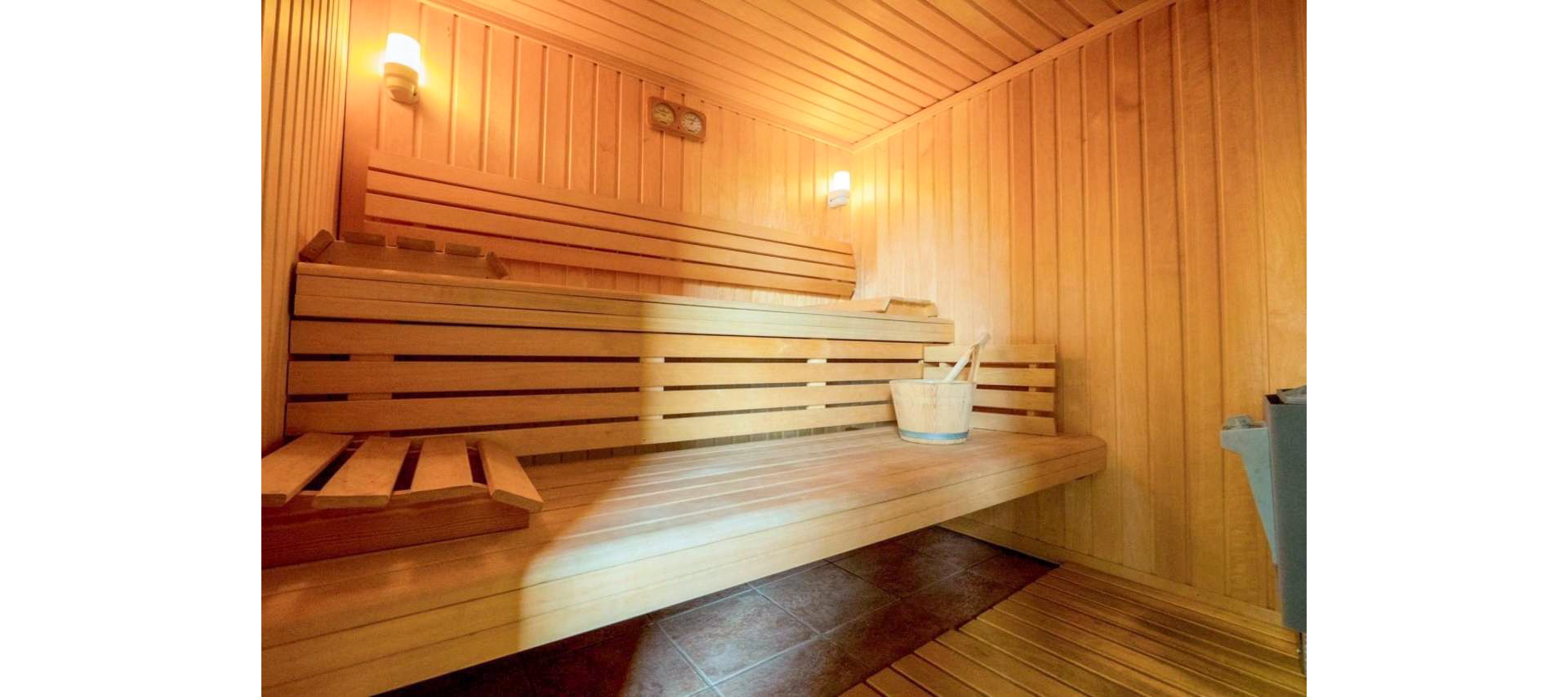 Chateau de Fonrives - EUROCAMP