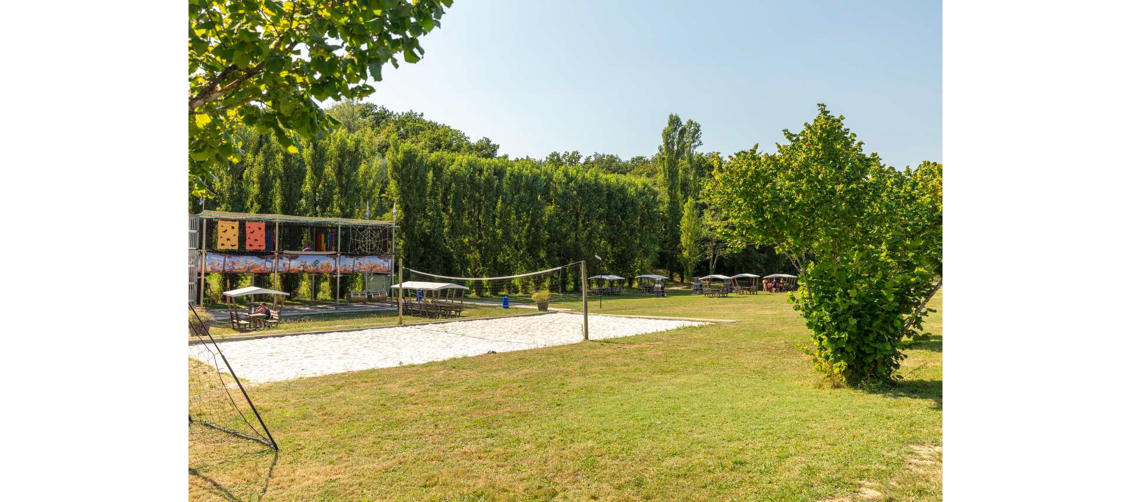 Chateau de Fonrives - EUROCAMP