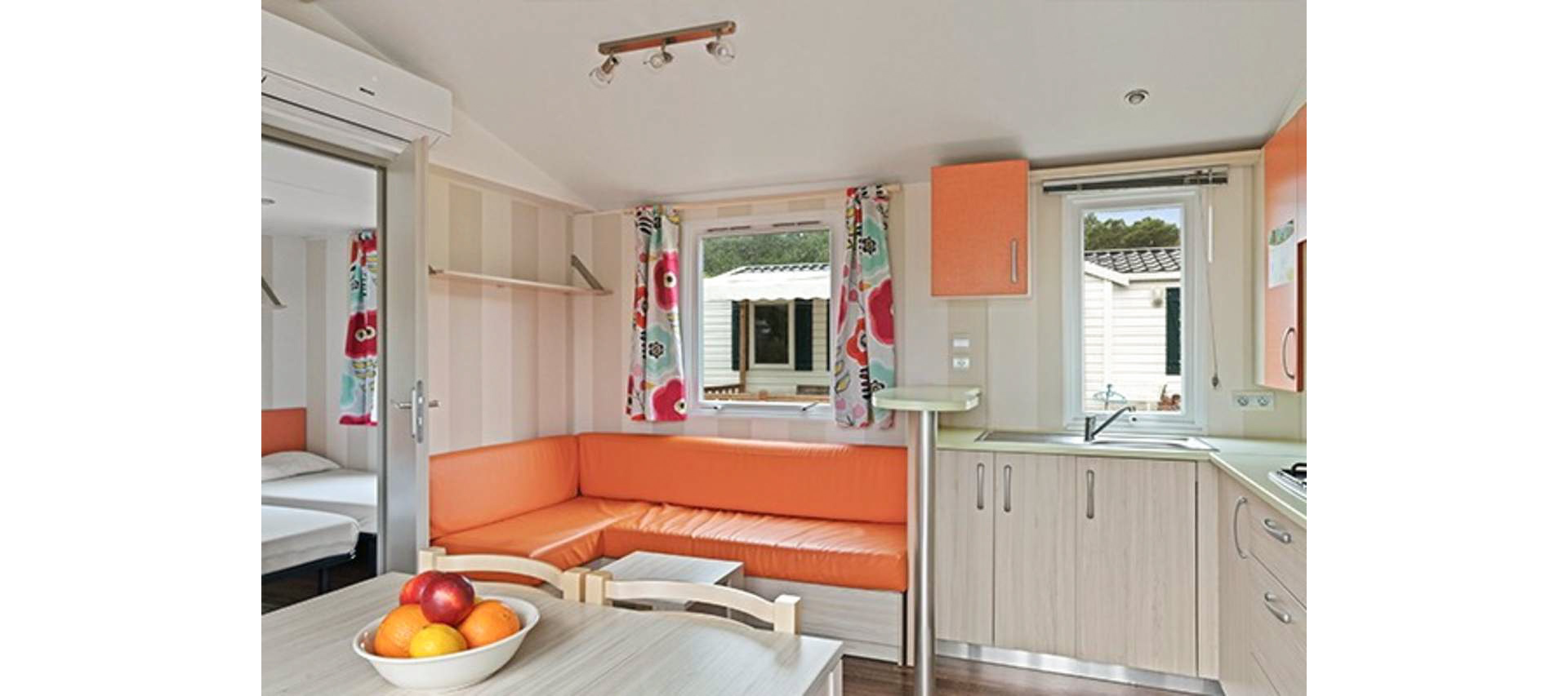 Chateau de Fonrives - EUROCAMP