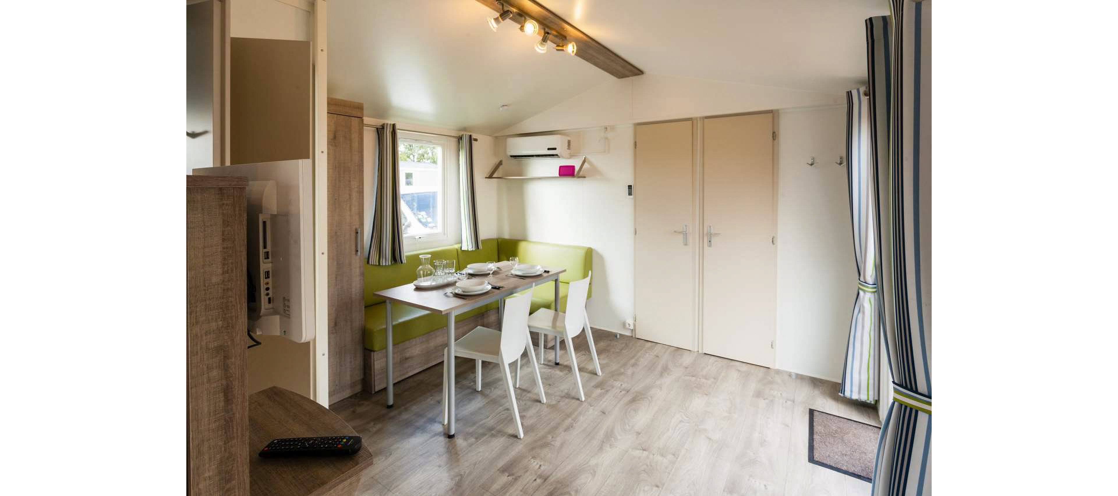 Chateau de Fonrives - EUROCAMP