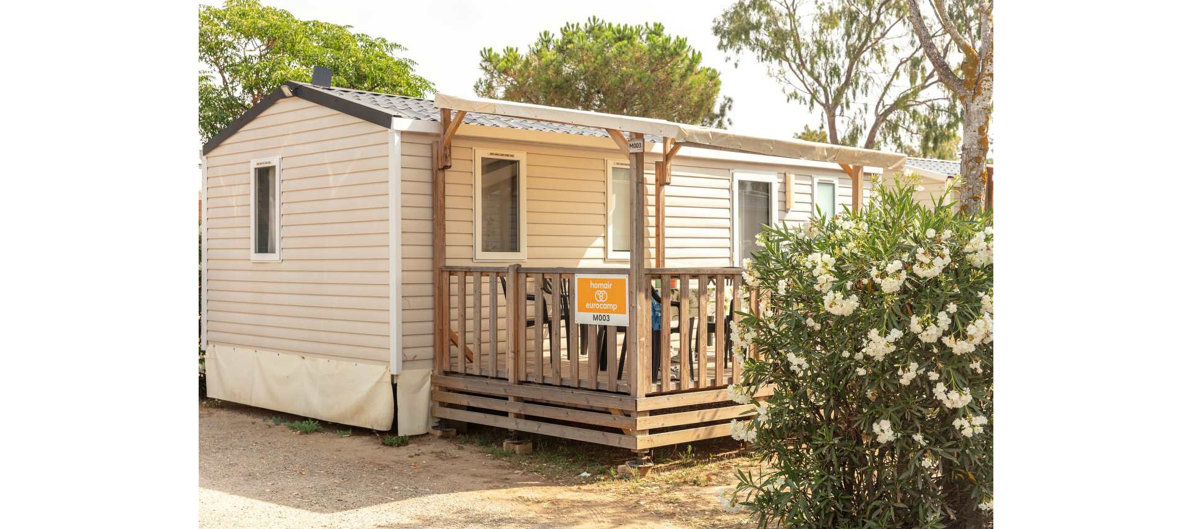 Chateau de Fonrives - EUROCAMP