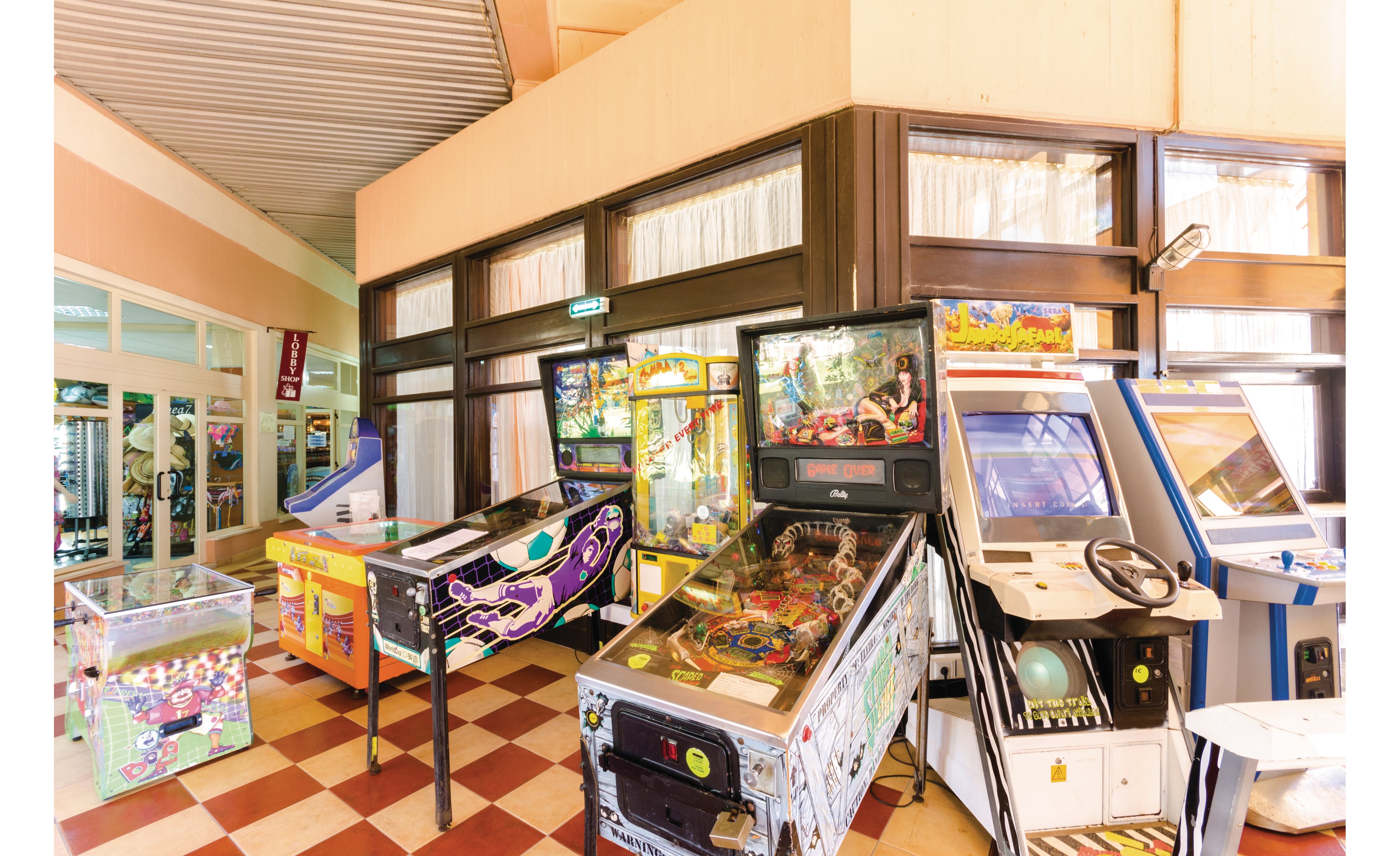 Auramar Beach Resort