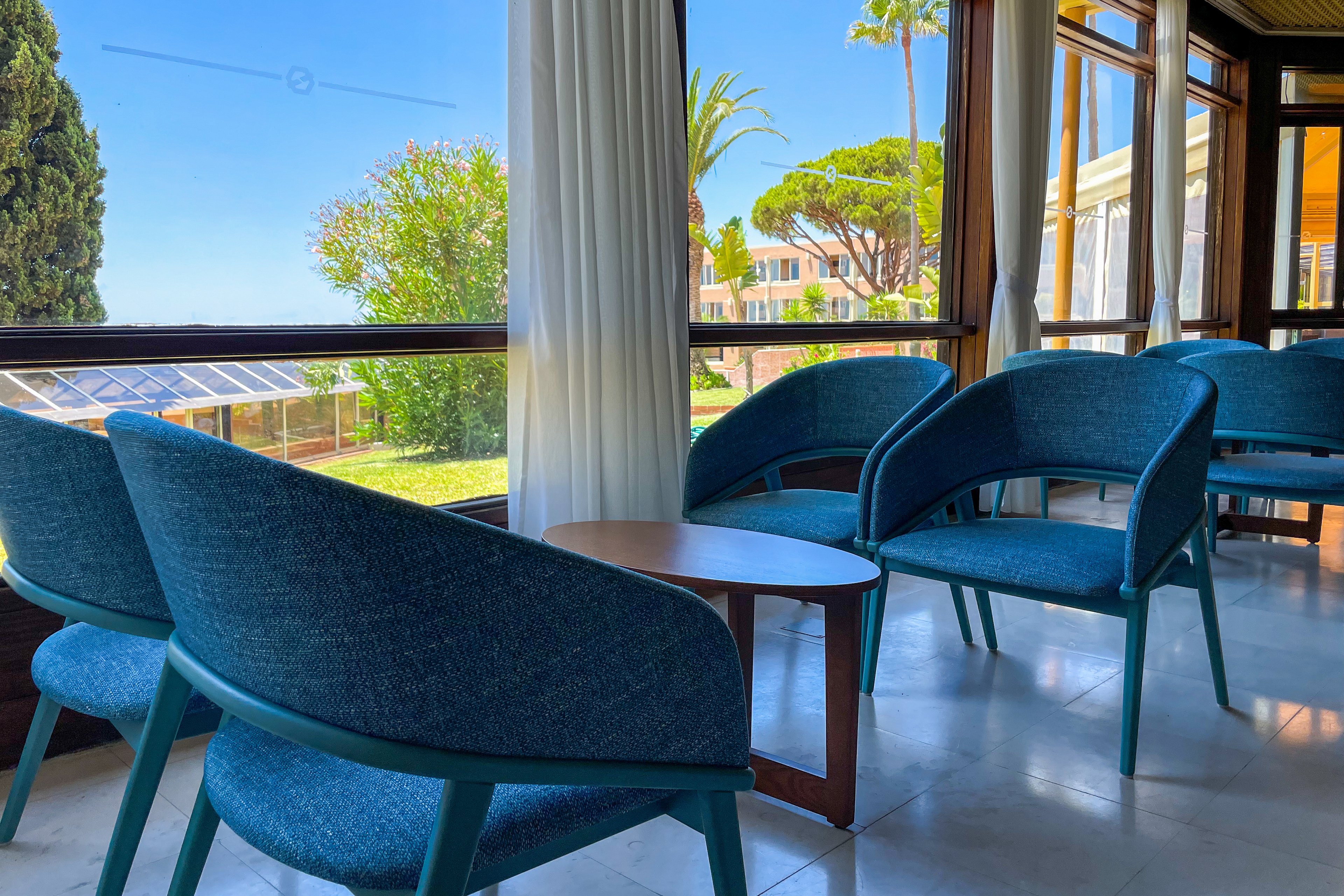 Auramar Beach Resort