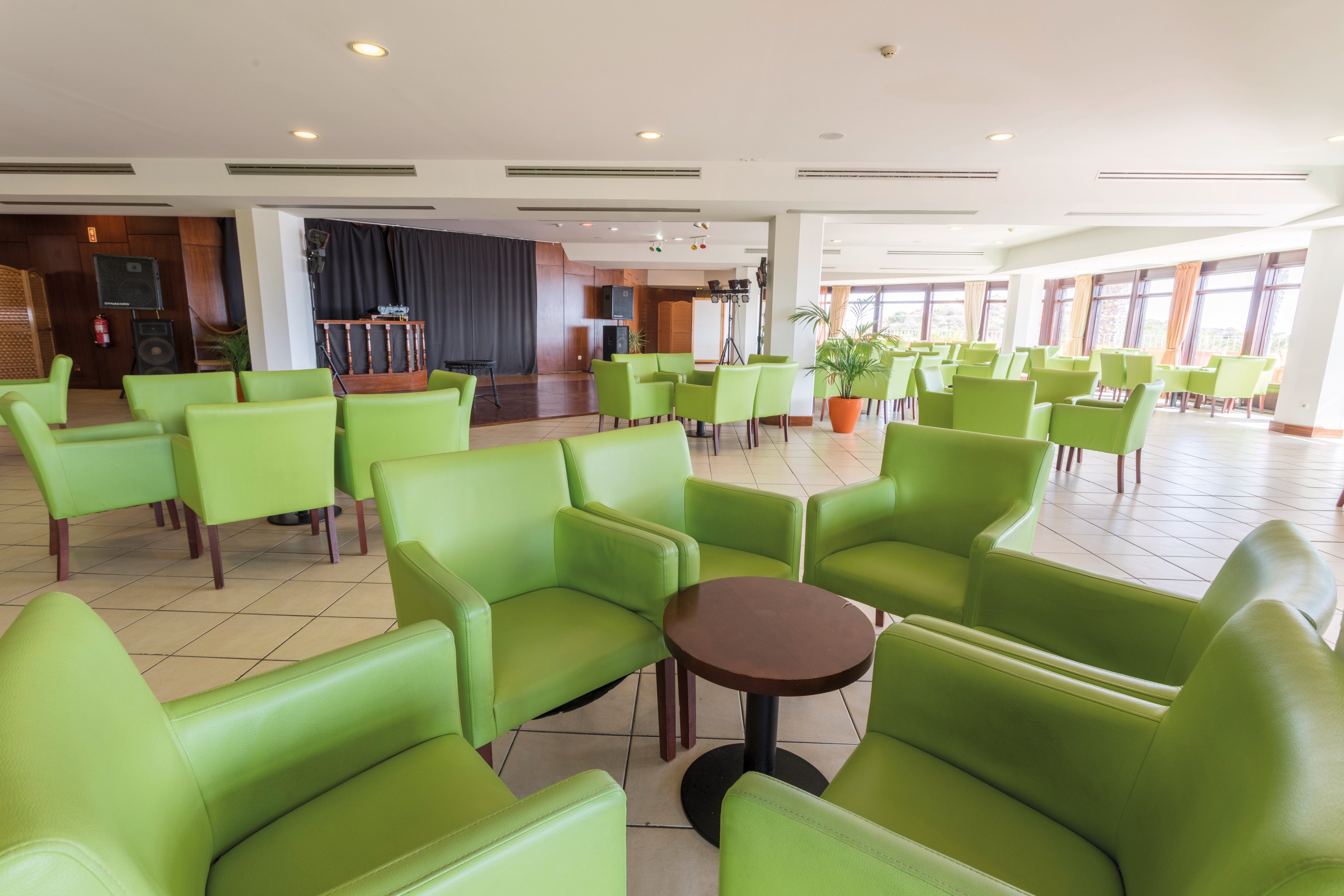 Auramar Beach Resort