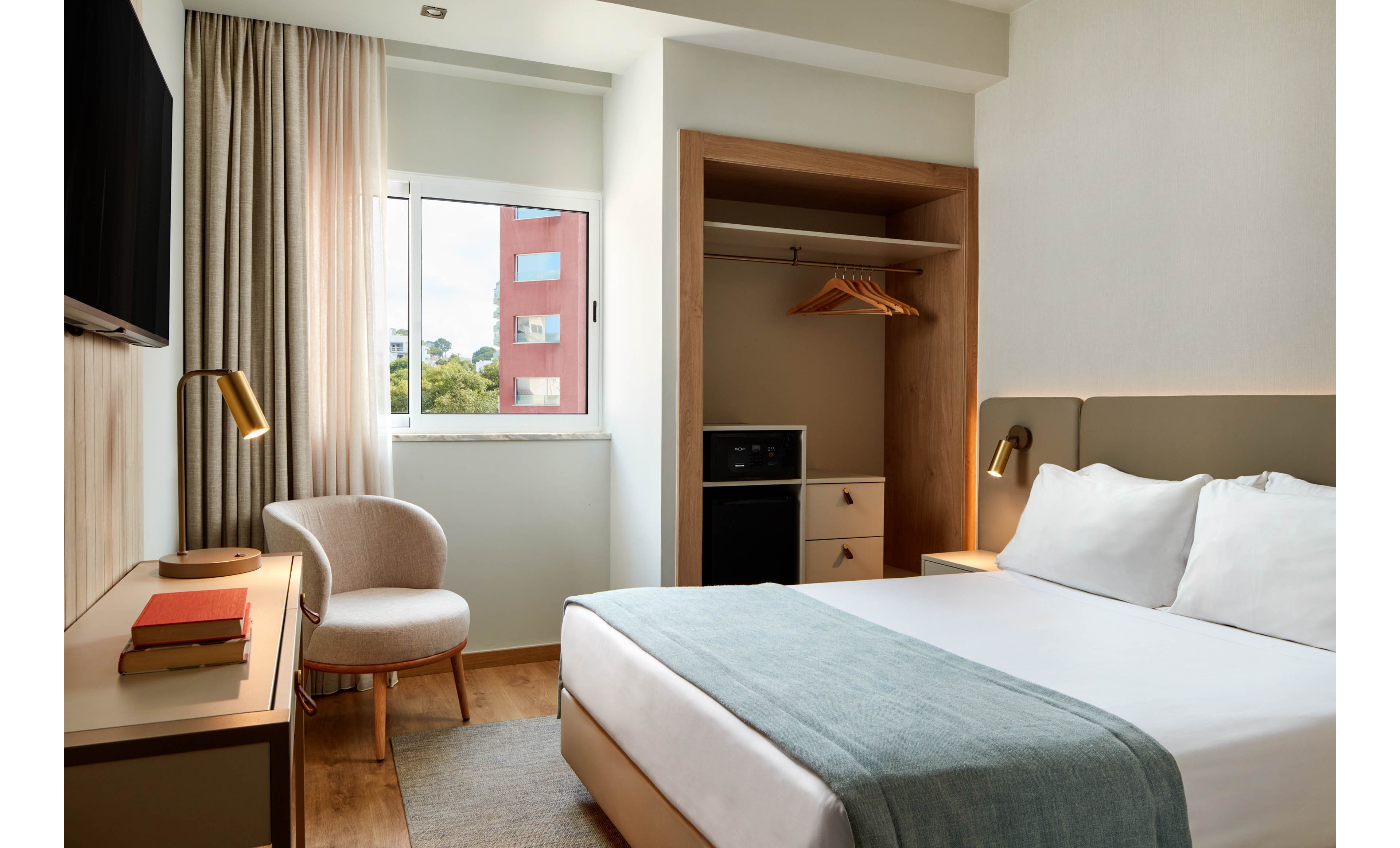 Dom Jose Beach Hotel