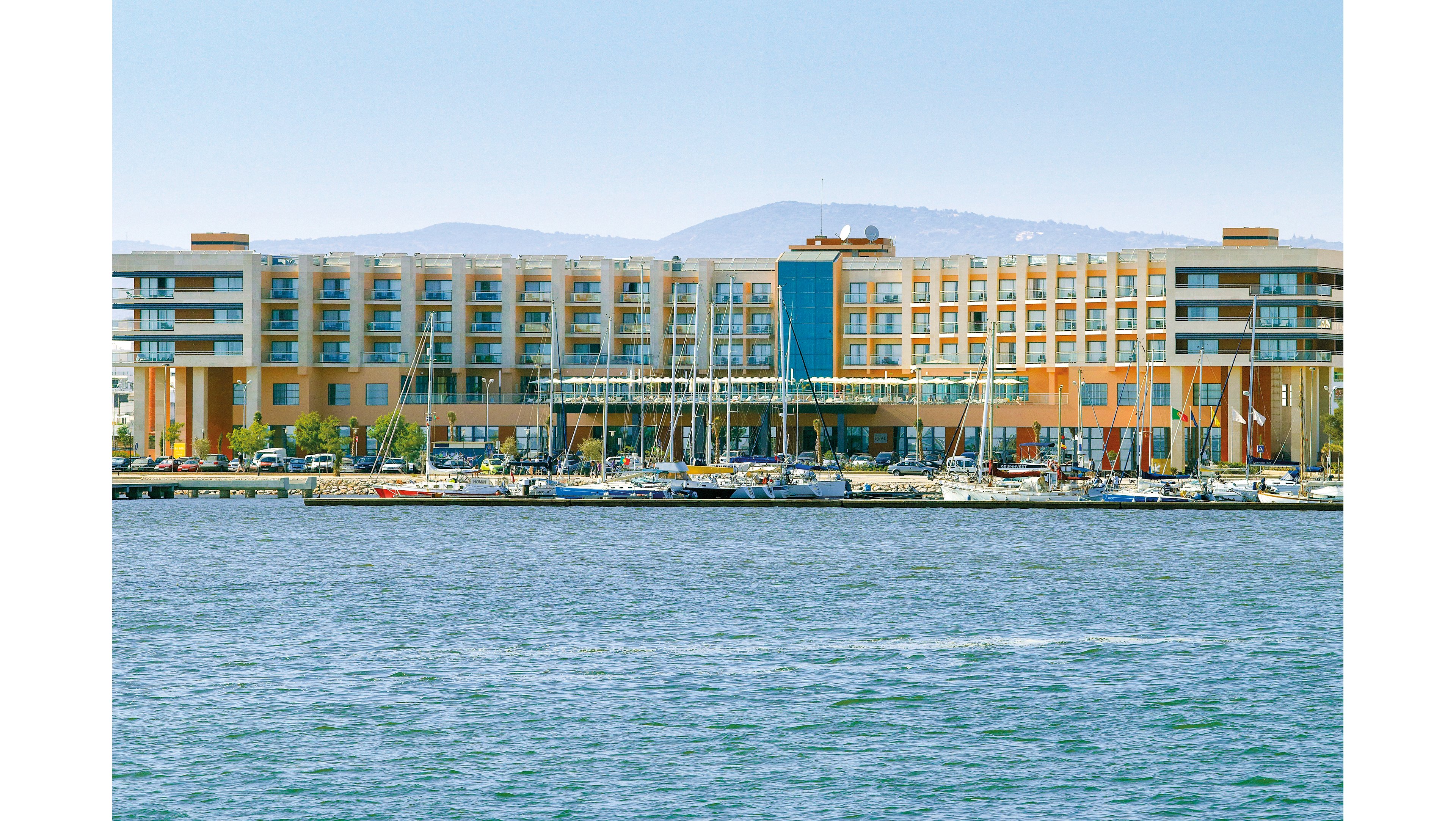 Real Marina Hotel & Spa
