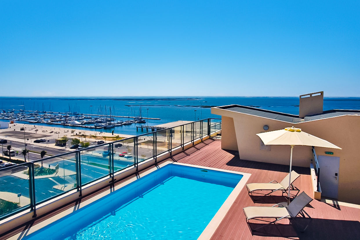 Real Marina Residence