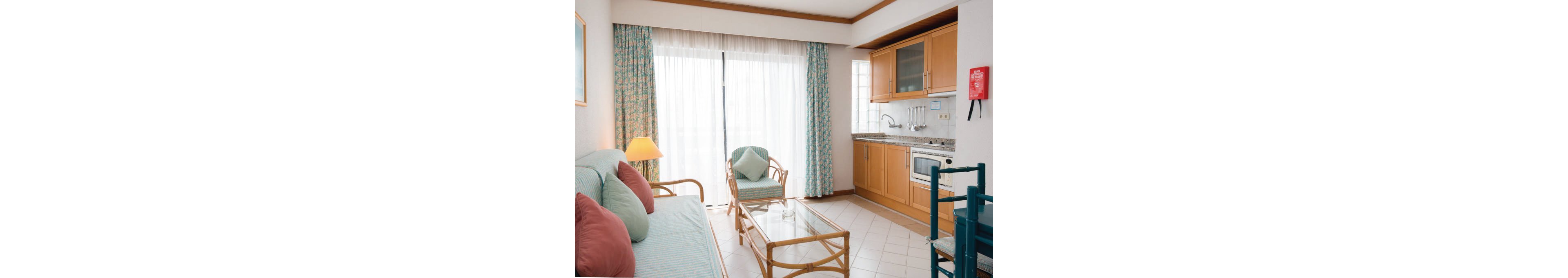 Ourapraia Hotel Apartments