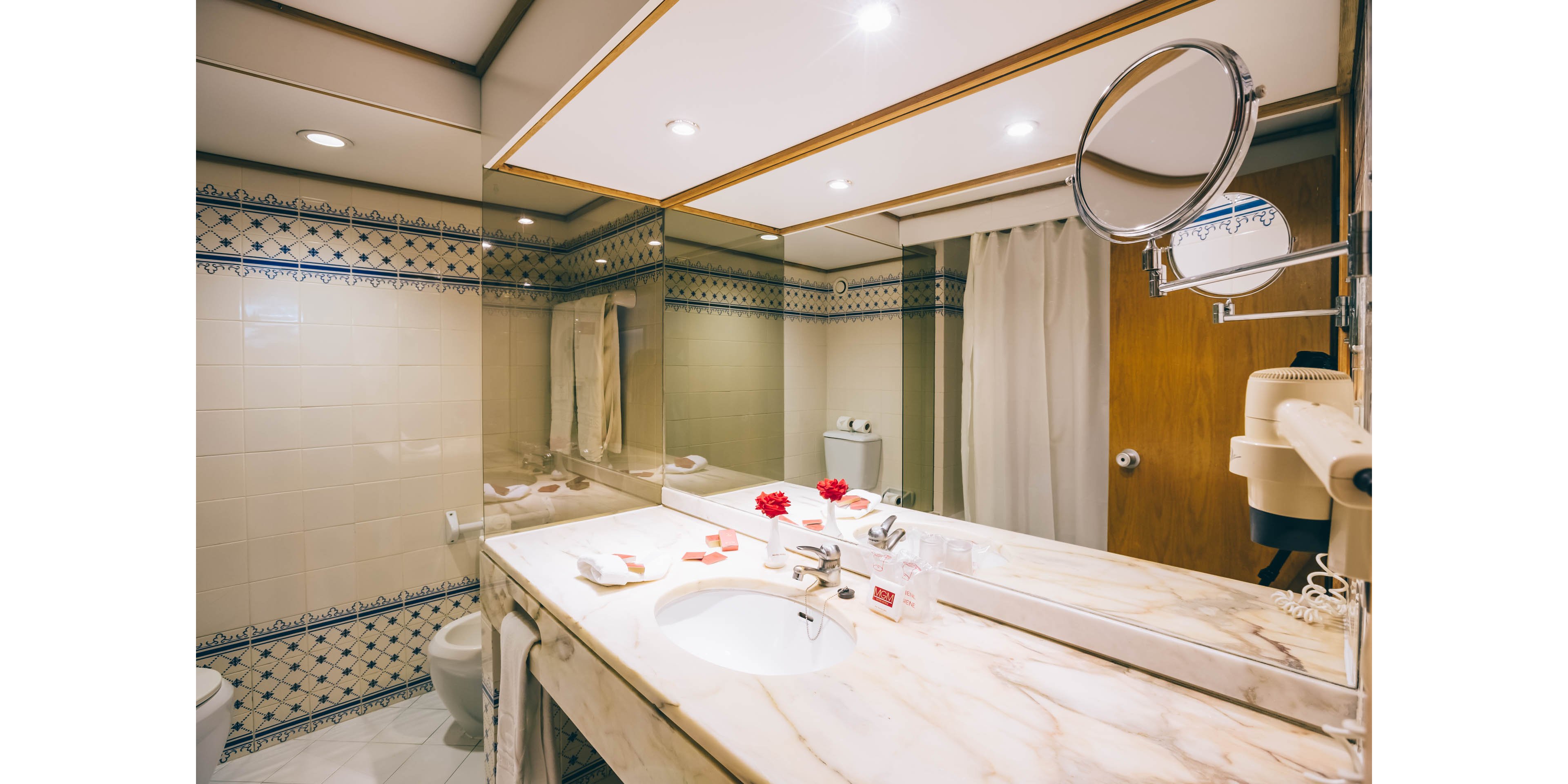 Ourapraia Hotel Apartments