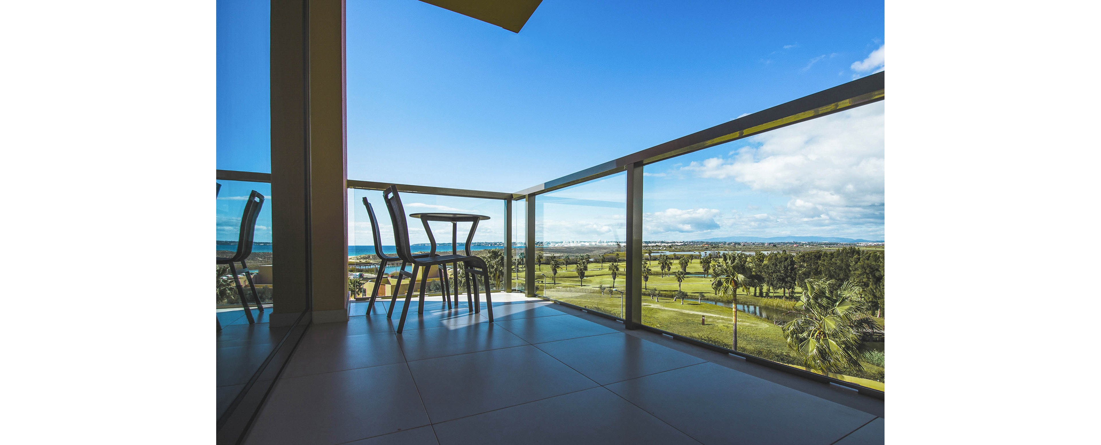 Wine & Books by The Sea formerly Vidamar Resort Hotel Algarve
