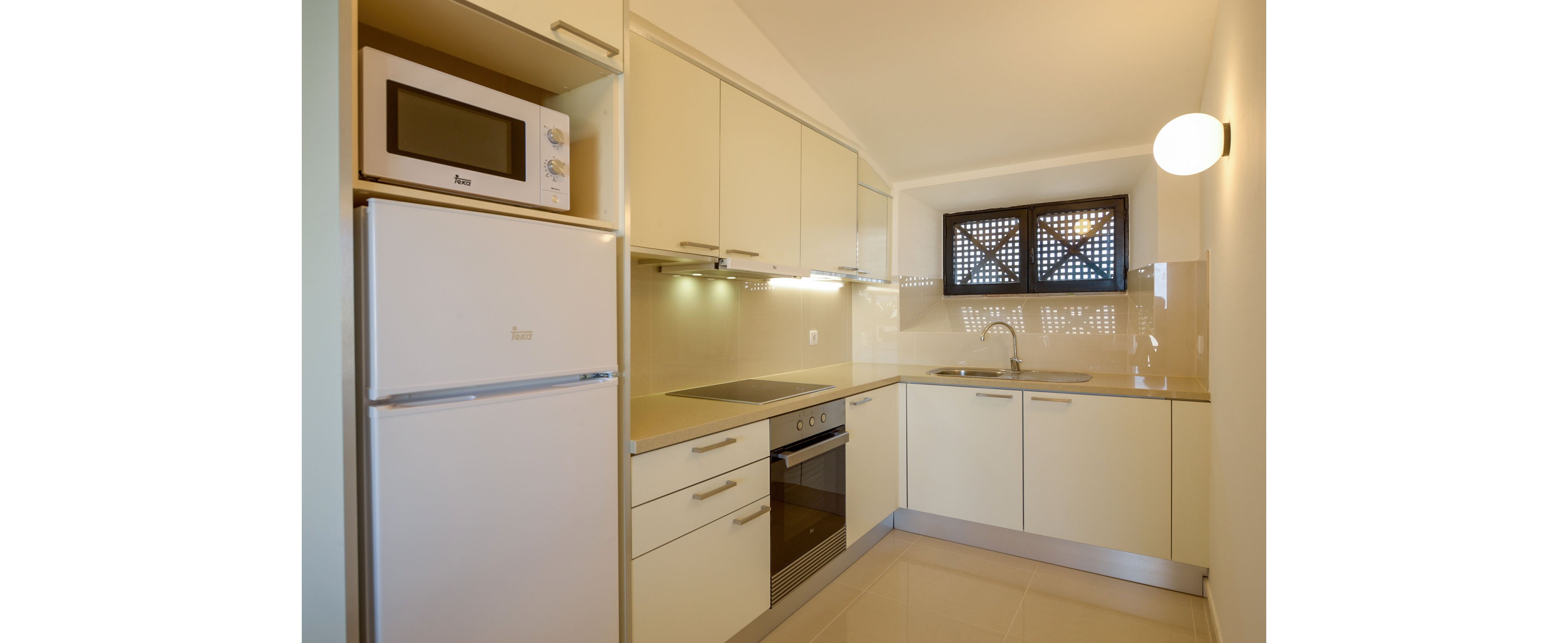 3HB Golden Beach
