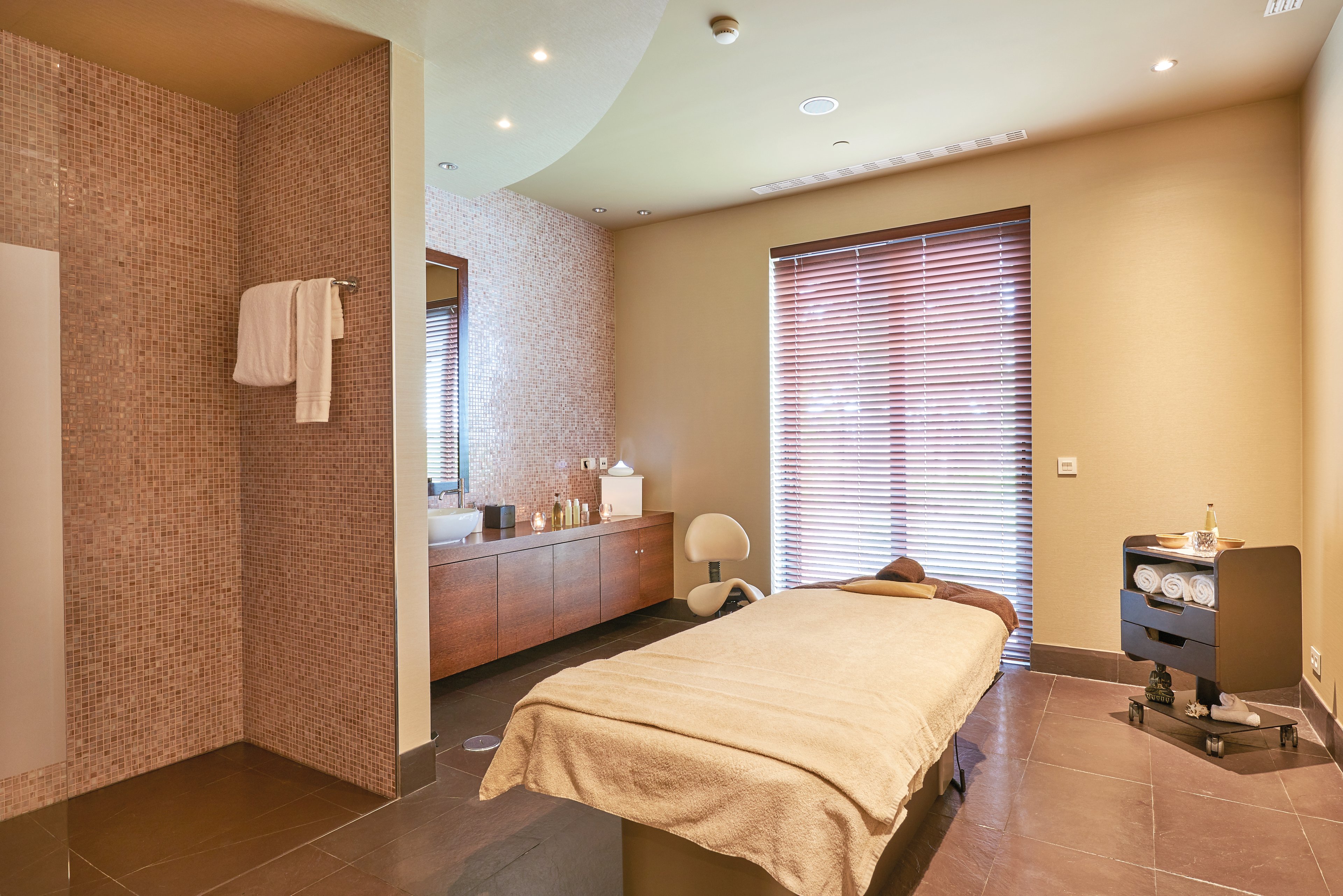 Cascade Wellness Resort