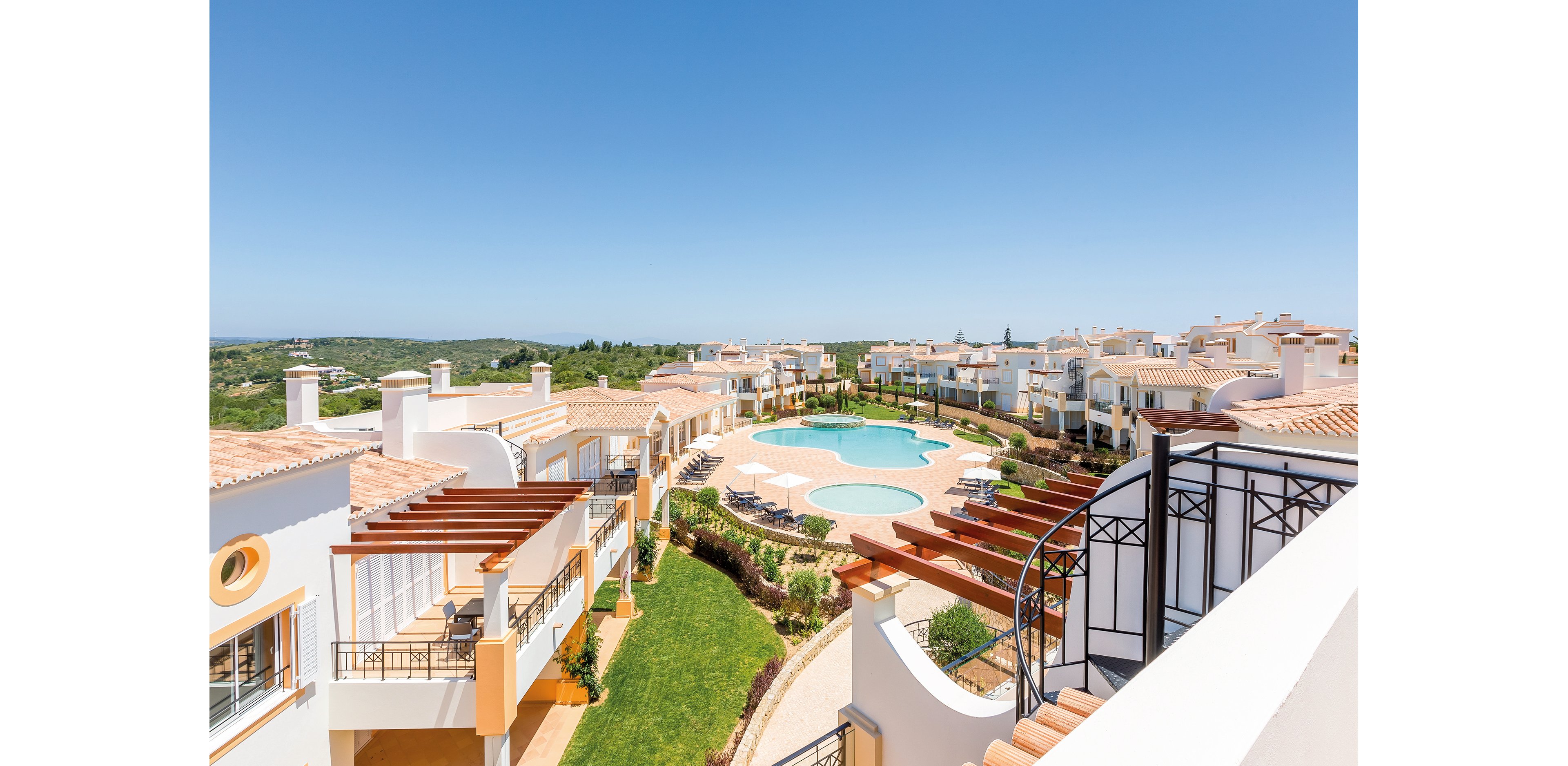 NAU Salema Beach Village