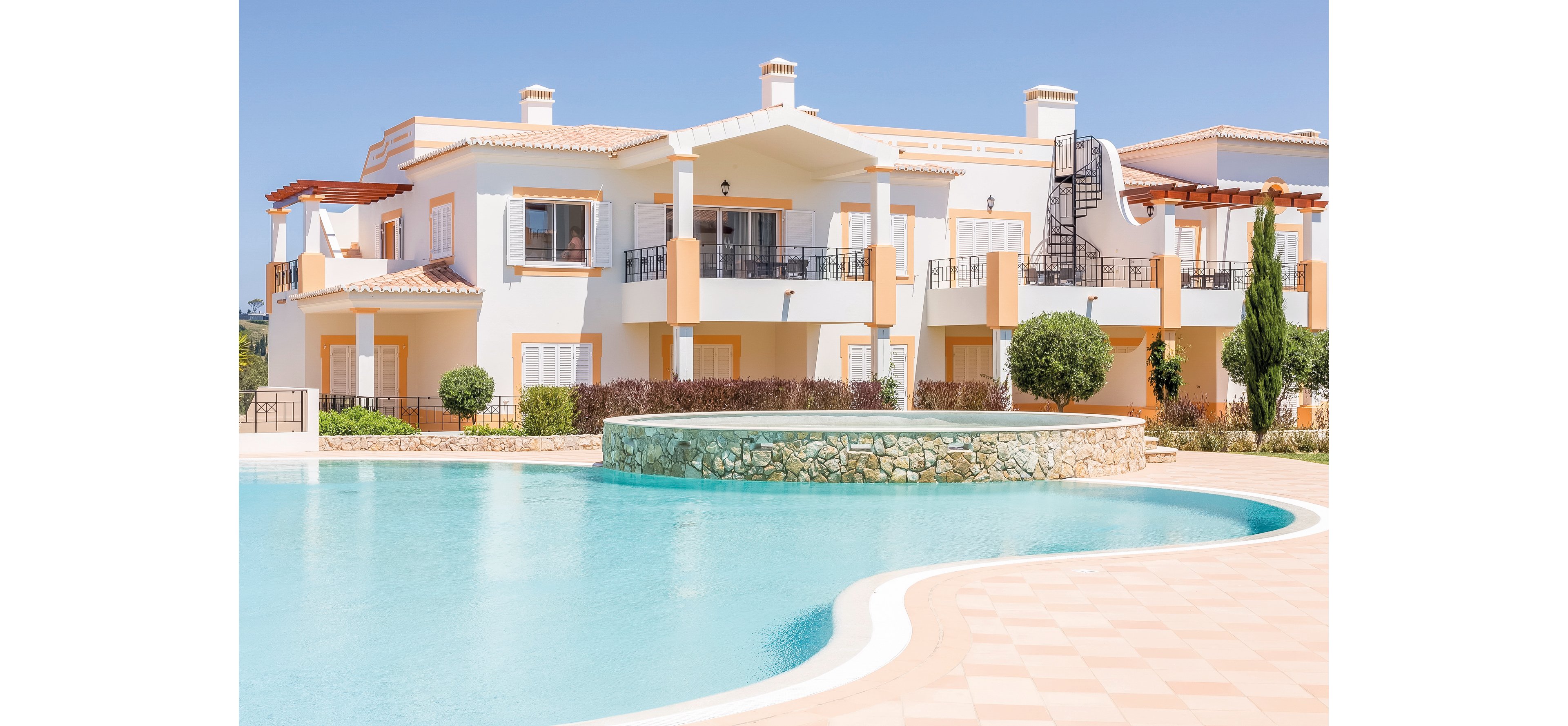 NAU Salema Beach Village