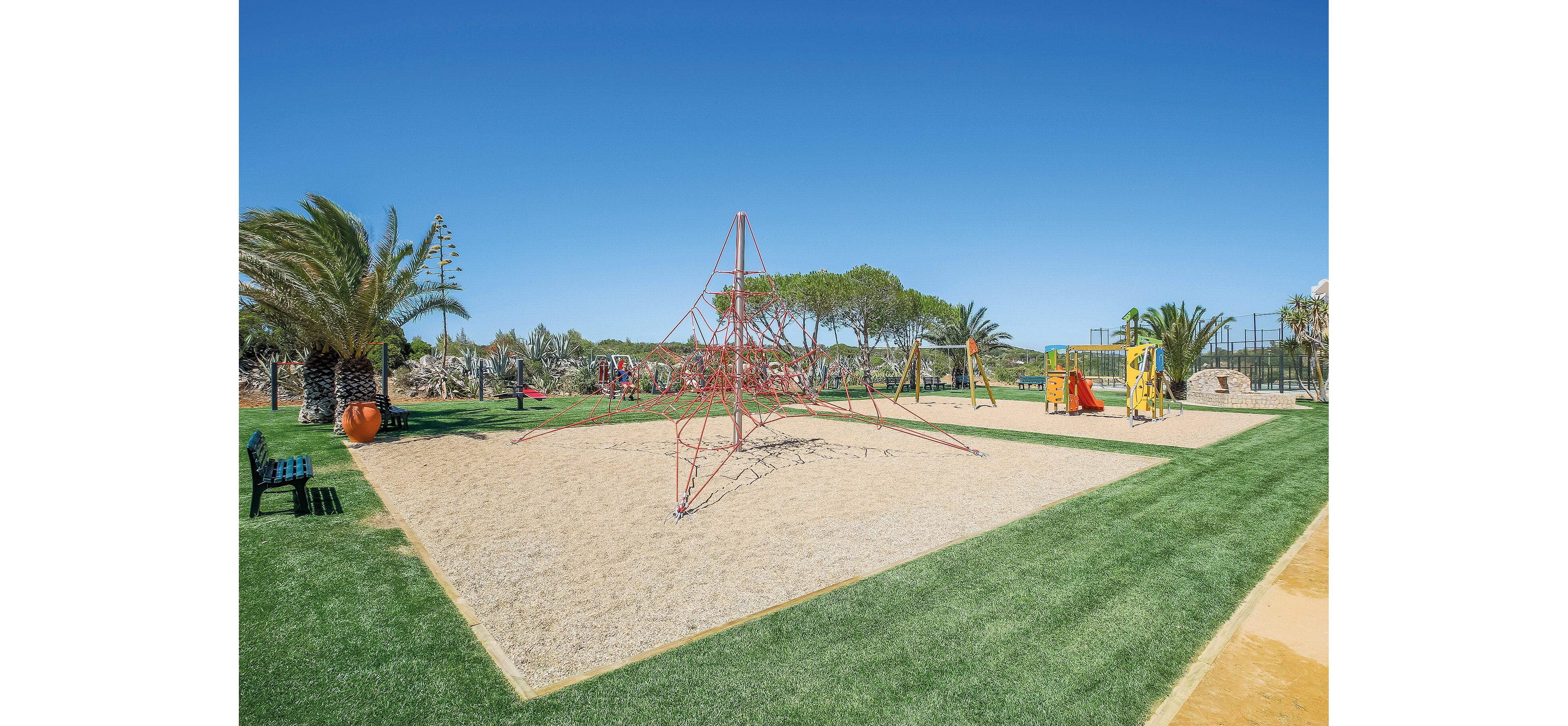 NAU Salema Beach Village