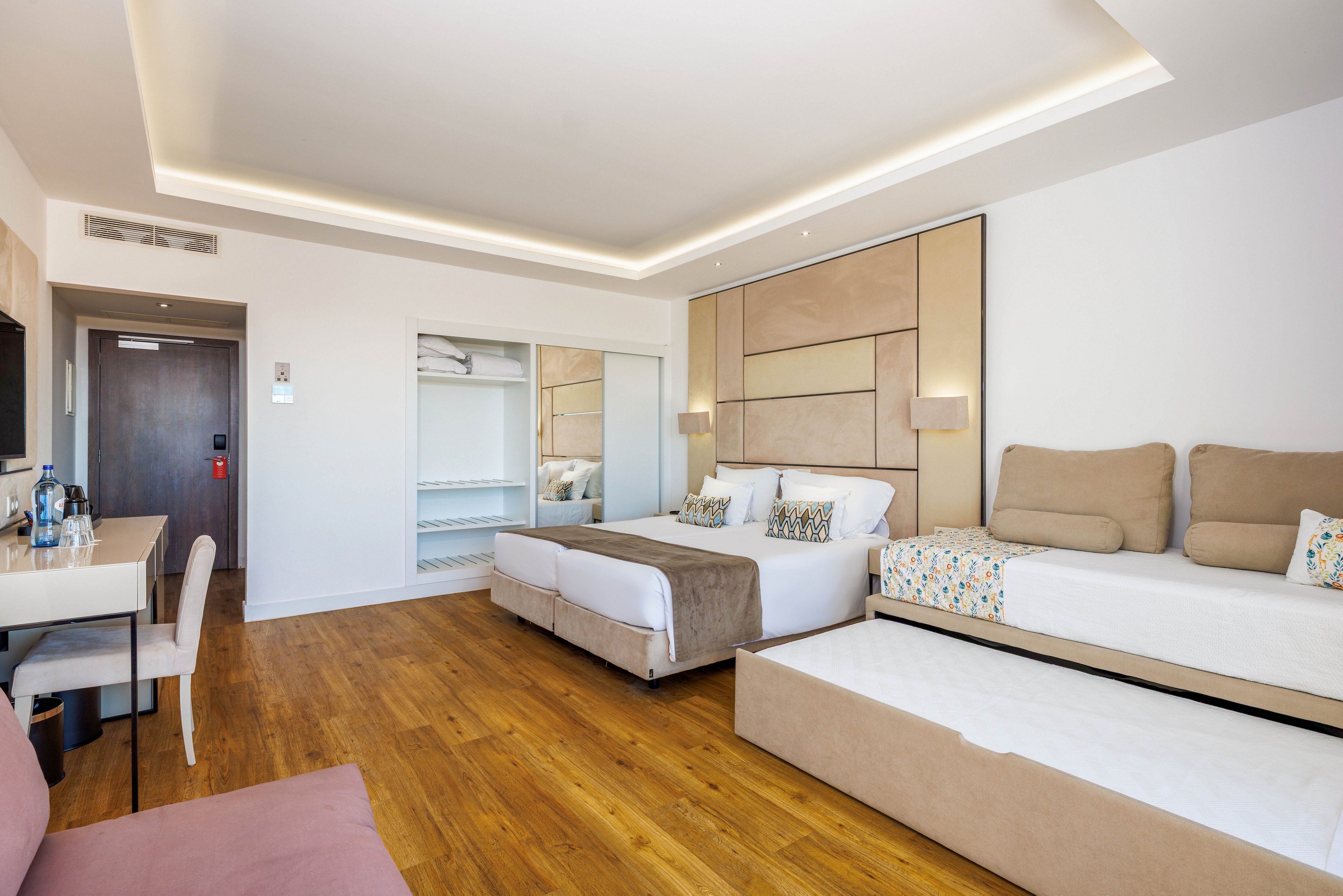 Jupiter Albufeira Hotel - Family and Fun