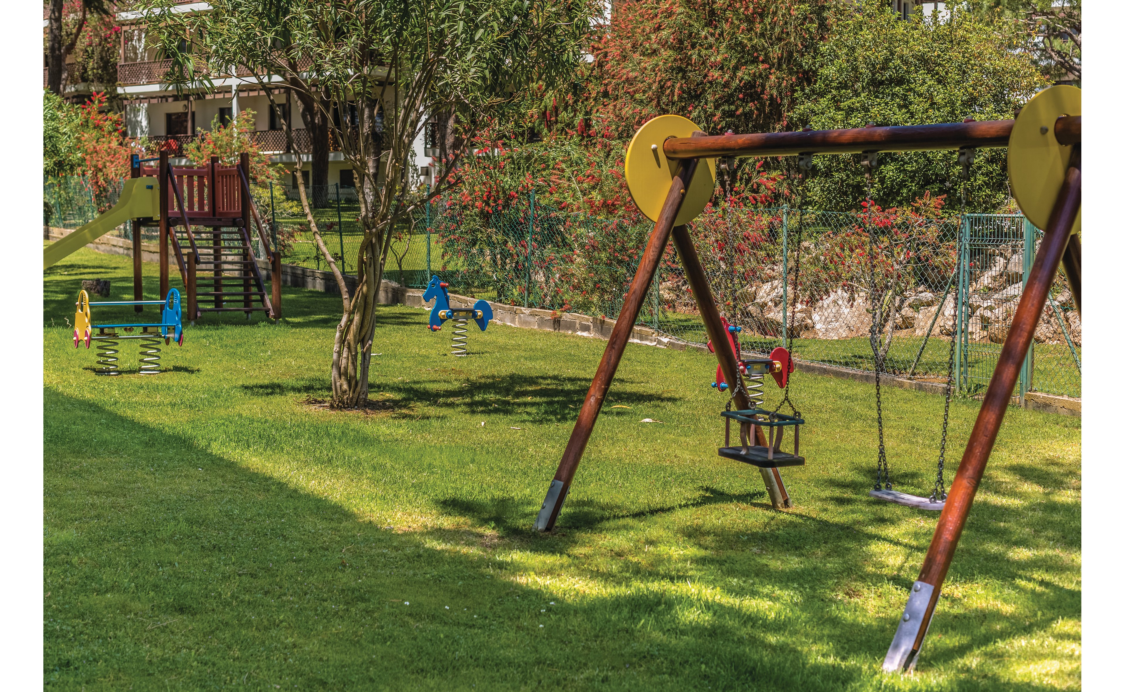 AP Victoria Sports & Beach