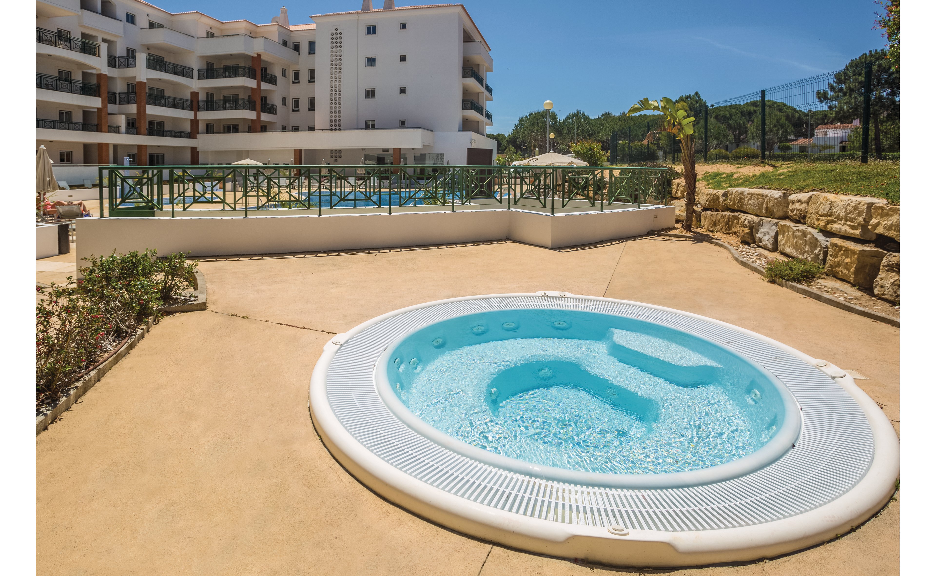 AP Victoria Sports & Beach