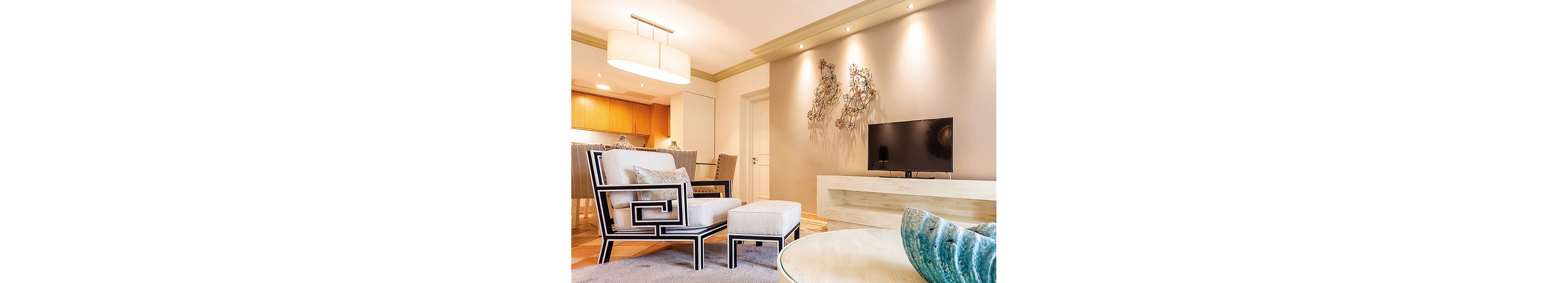 Pine Cliffs Village & Suites