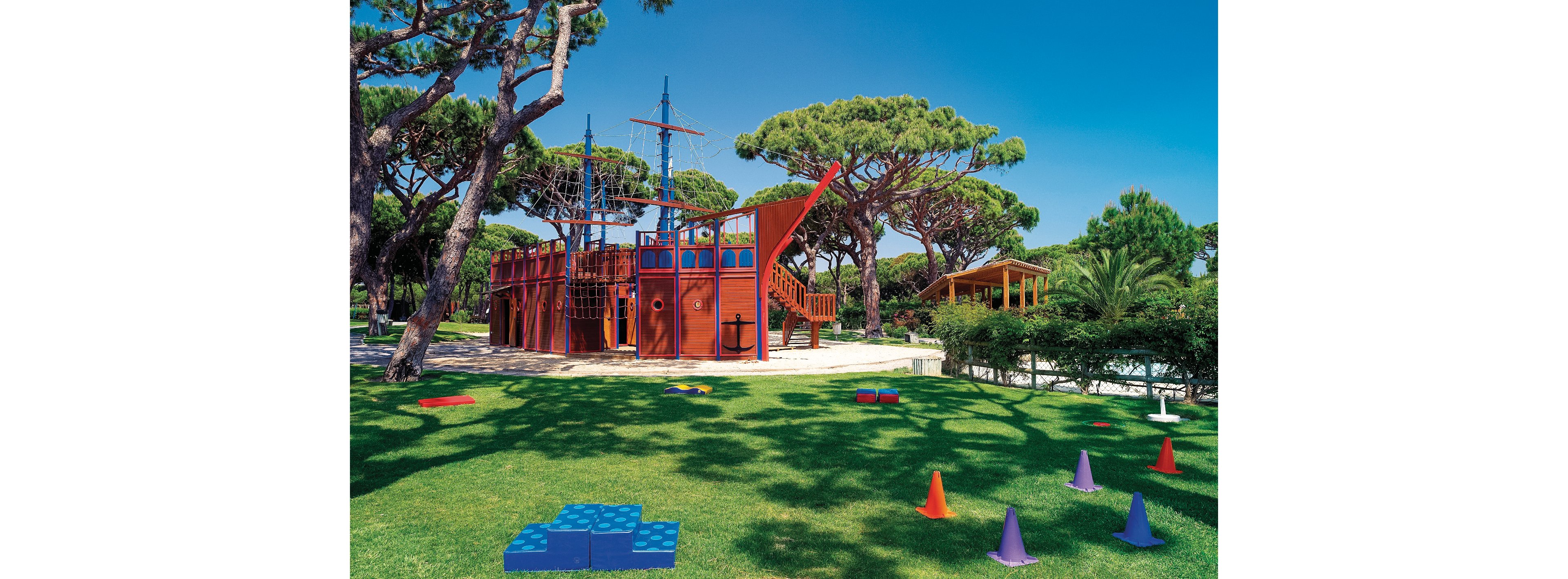 Pine Cliffs Village & Suites