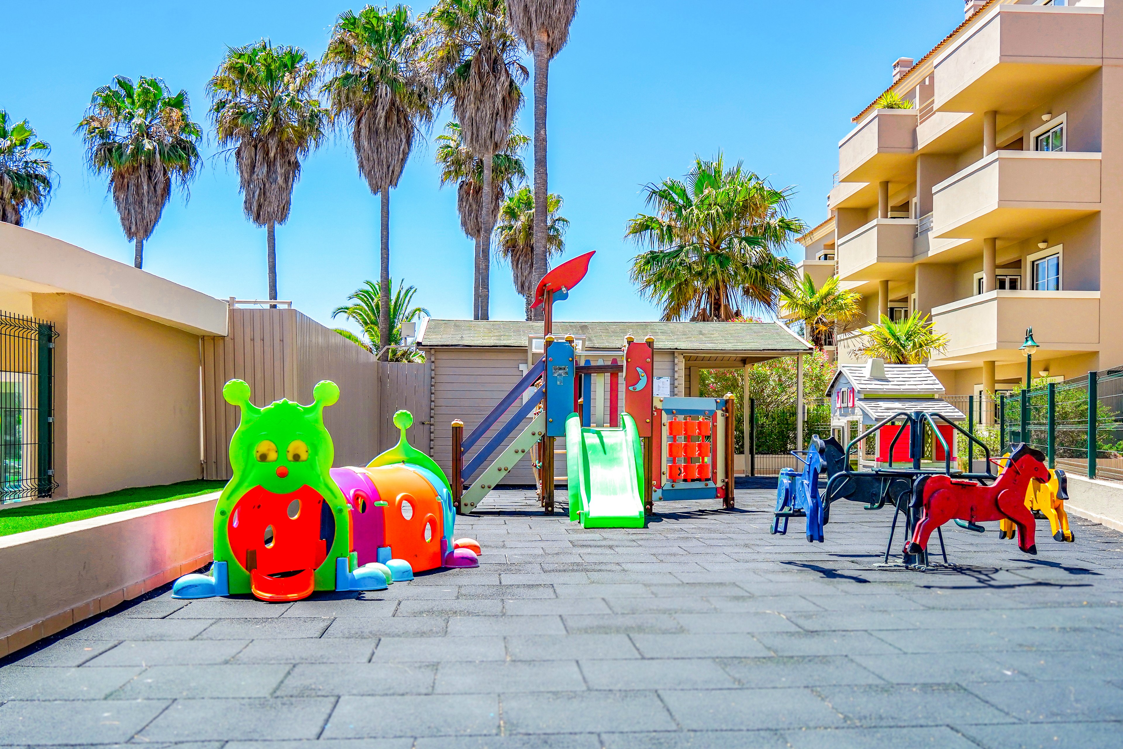 Vitors Plaza & Slide & Splash Waterpark