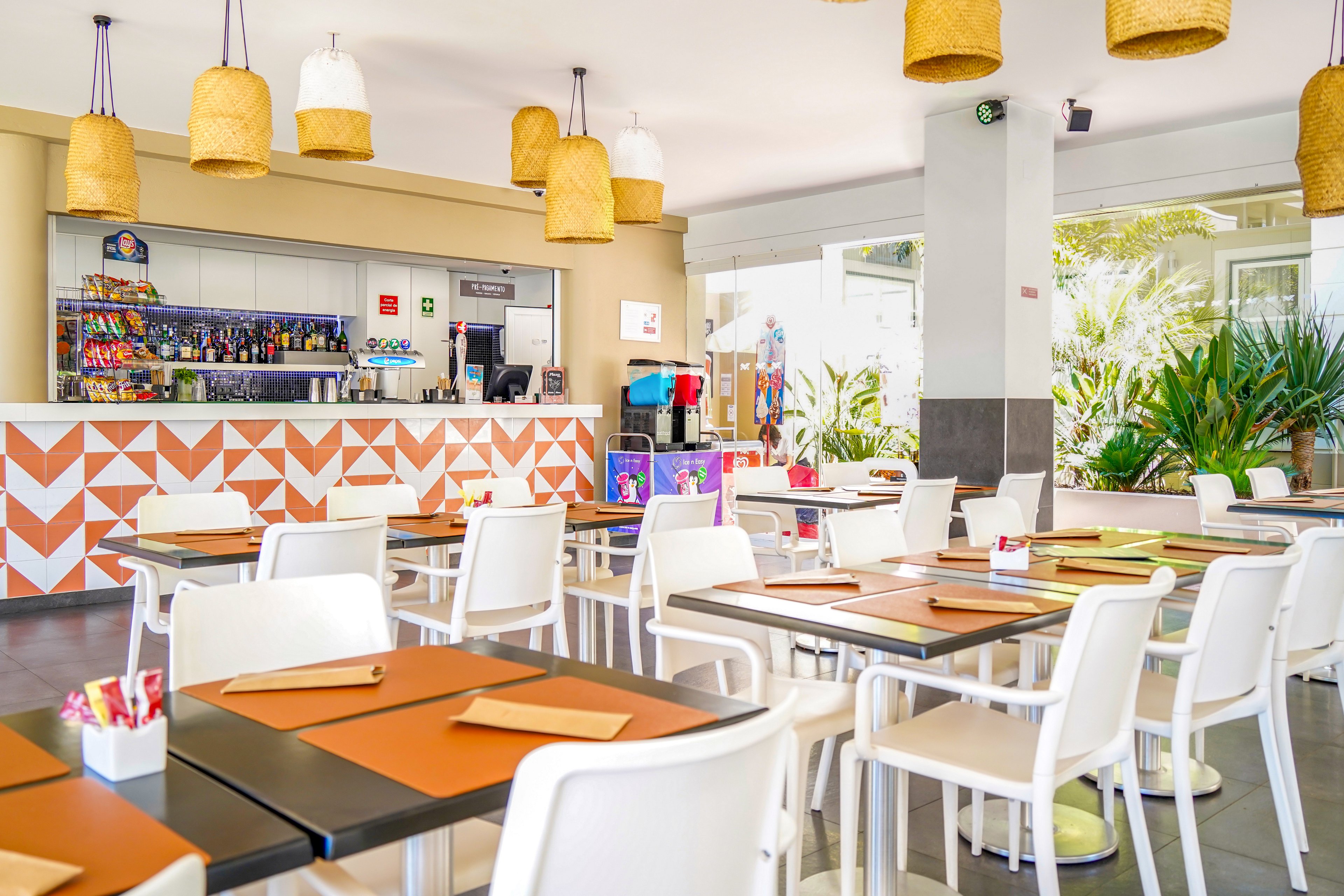 Vitors Plaza & Slide & Splash Waterpark