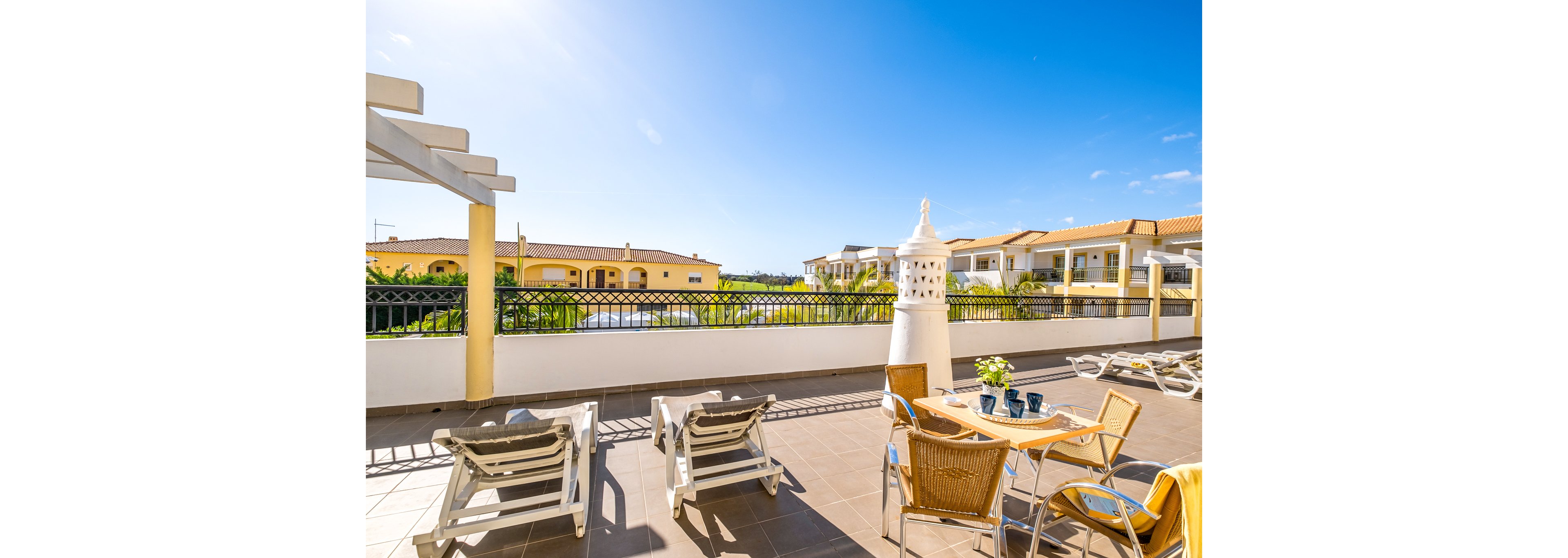 Novochoro Apartments