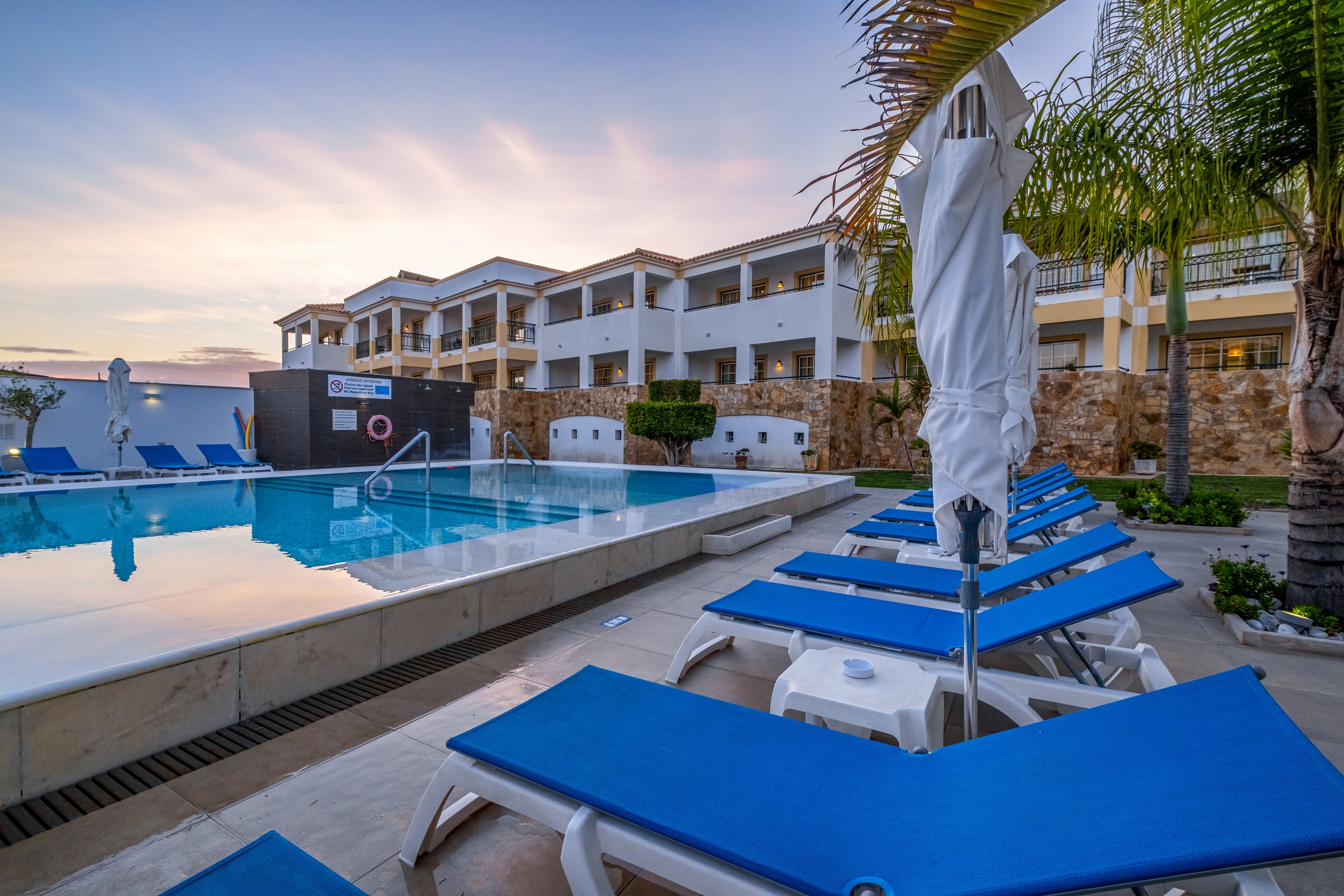 Novochoro Apartments