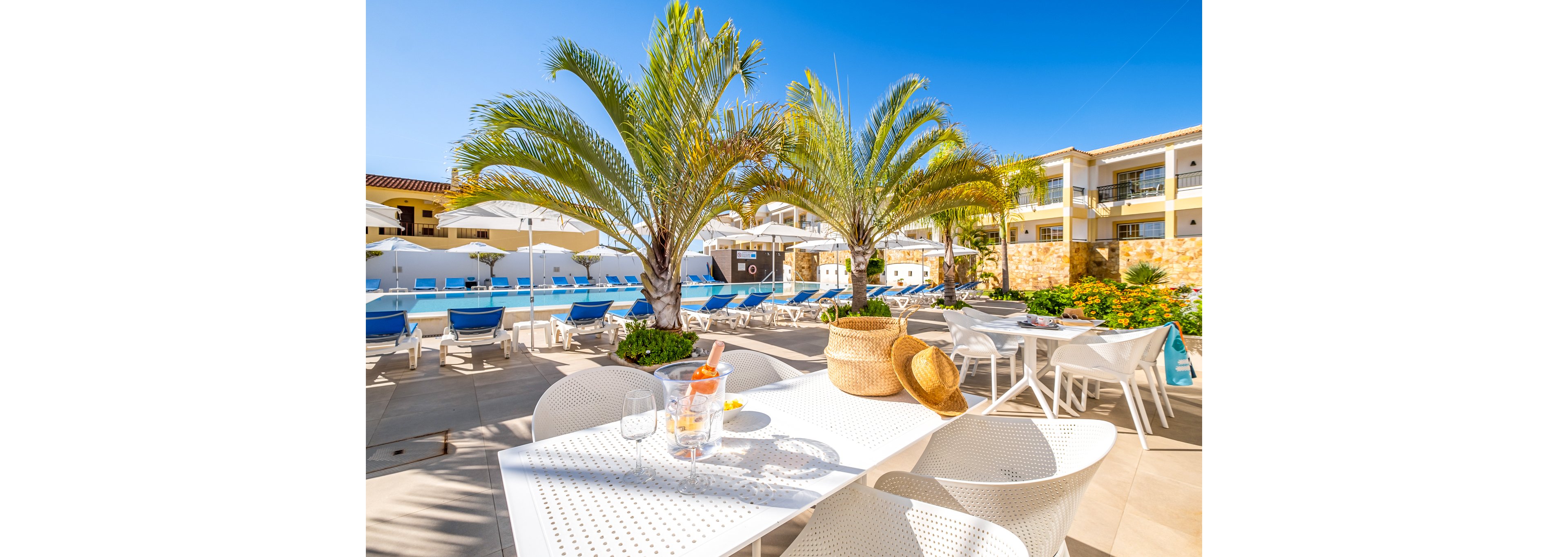 Novochoro Apartments