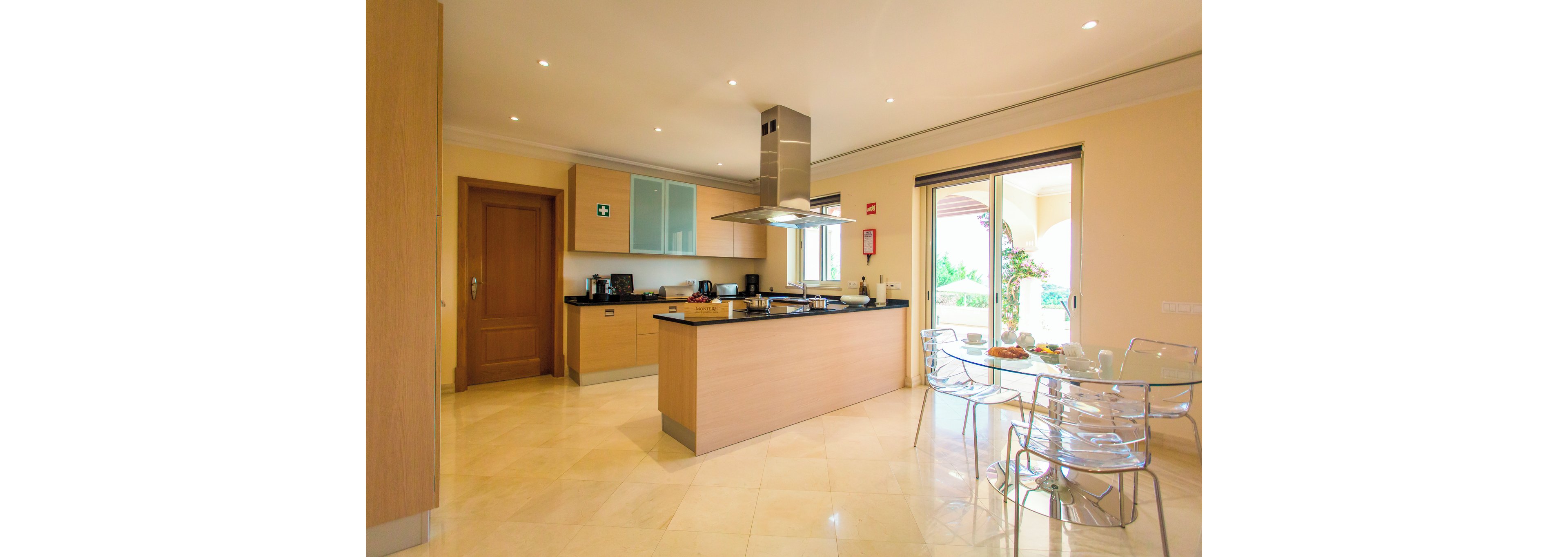 Monte Rei Golf and Country Club with Golf Packages