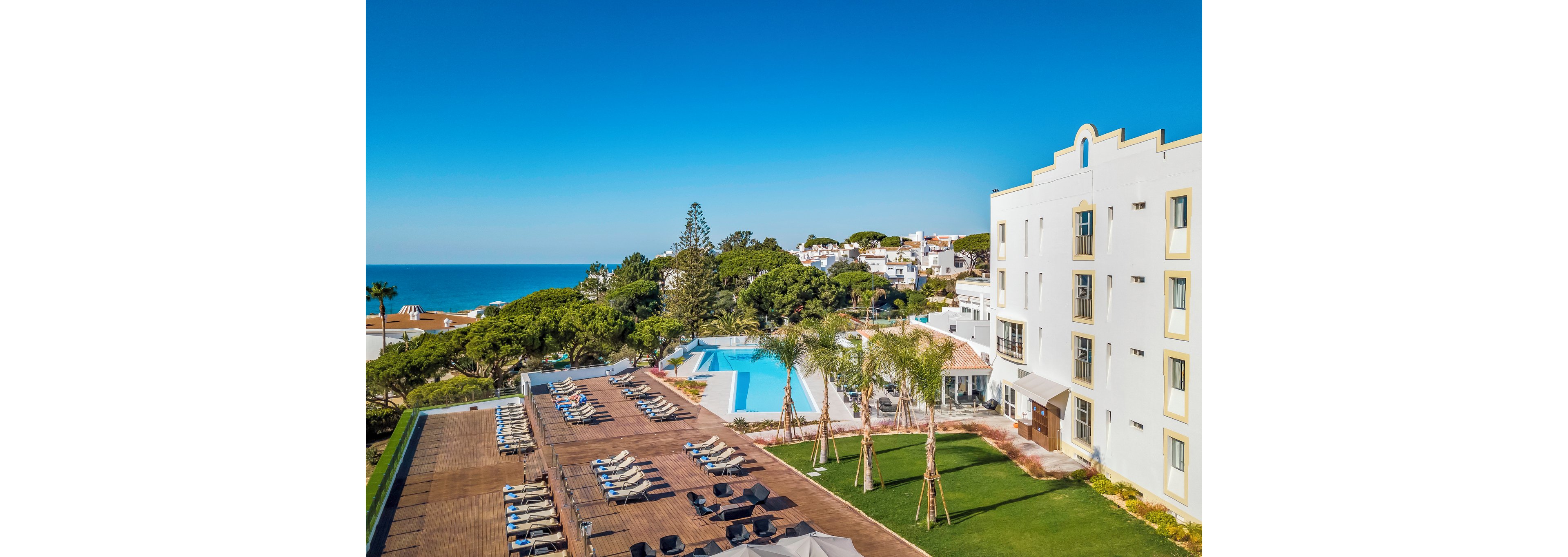 Dona Filipa Hotel with Golf Packages