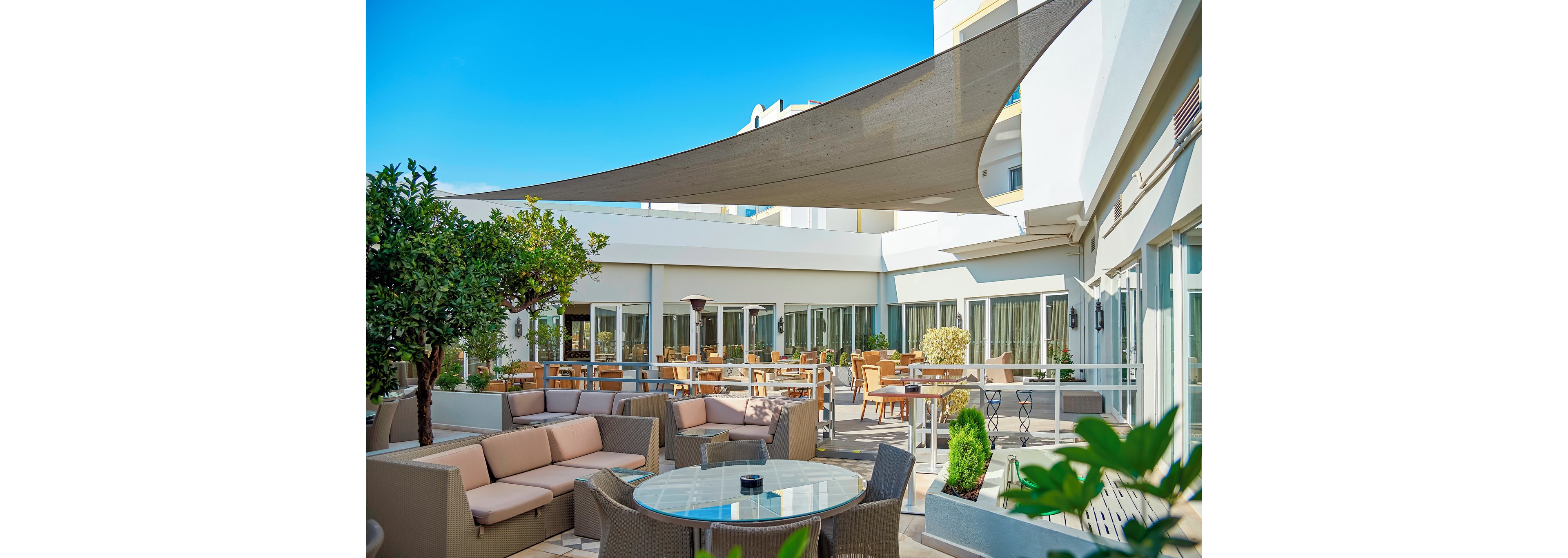 Dona Filipa Hotel with Golf Packages