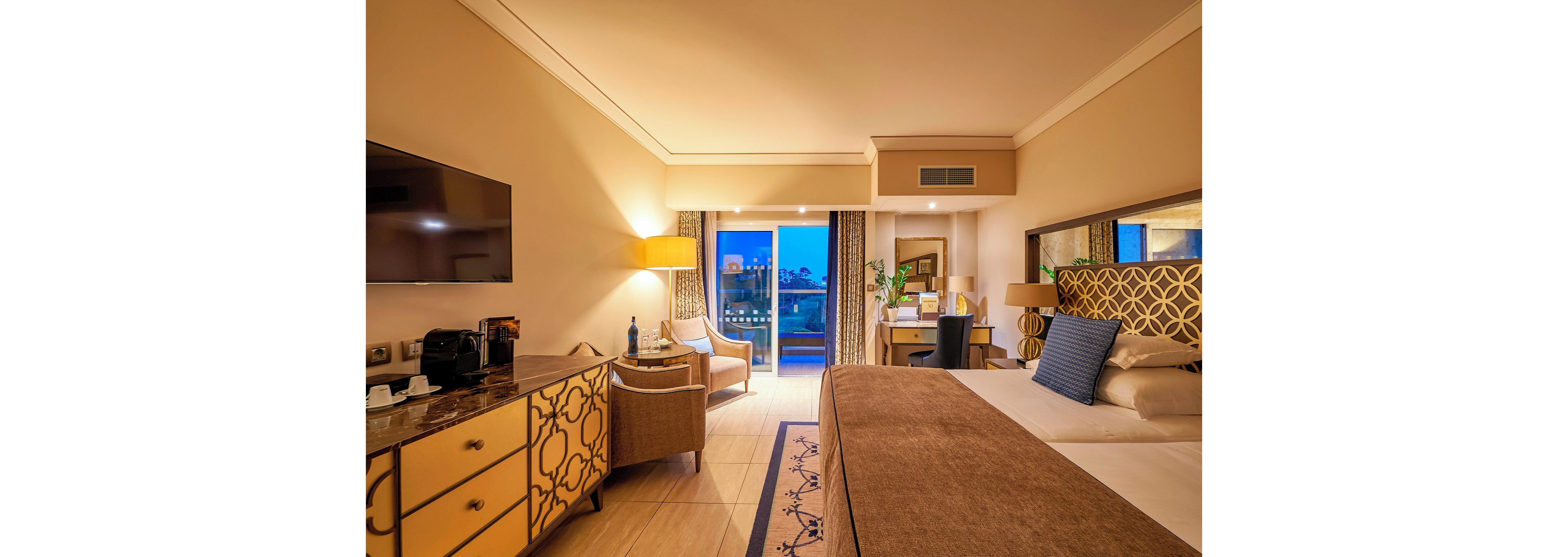 Dona Filipa Hotel with Golf Packages