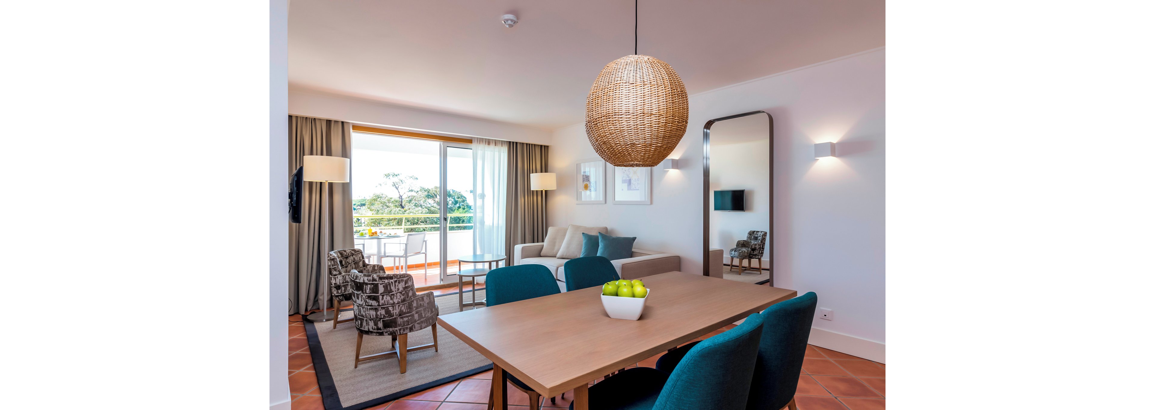 The Patio Suite Hotel with 3 Rounds of Golf Included