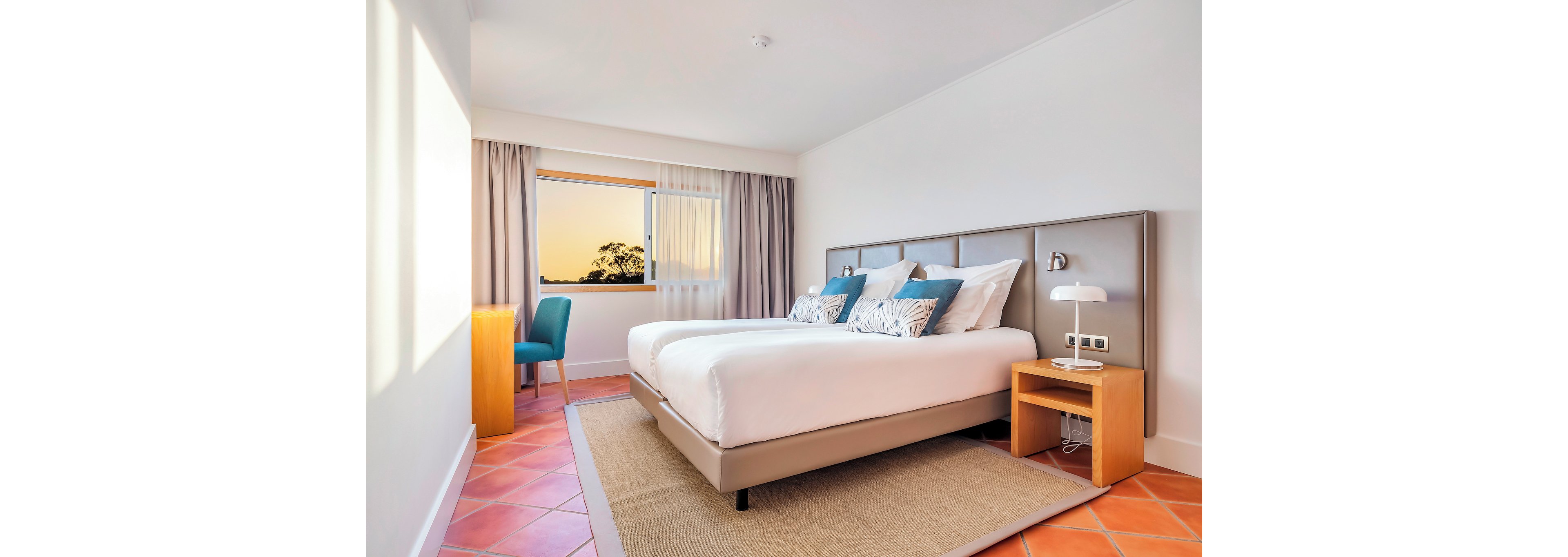 The Patio Suite Hotel with 3 Rounds of Golf Included