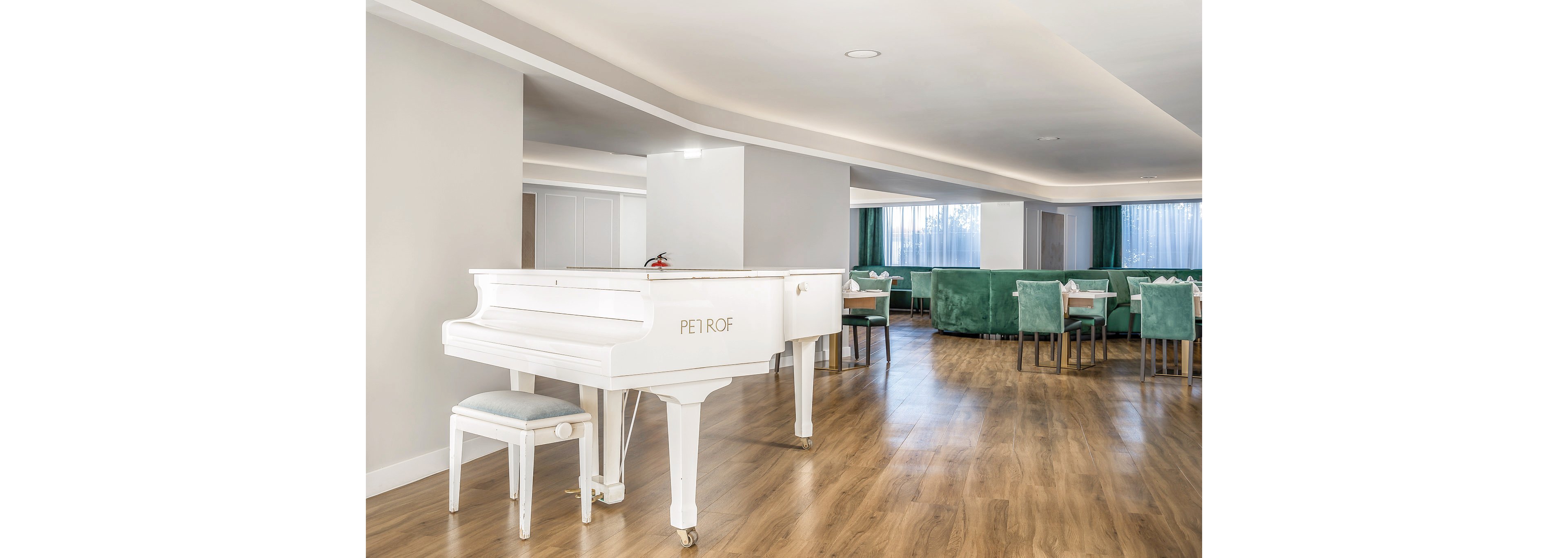 Jupiter Albufeira Hotel & Slide & Splash Waterpark