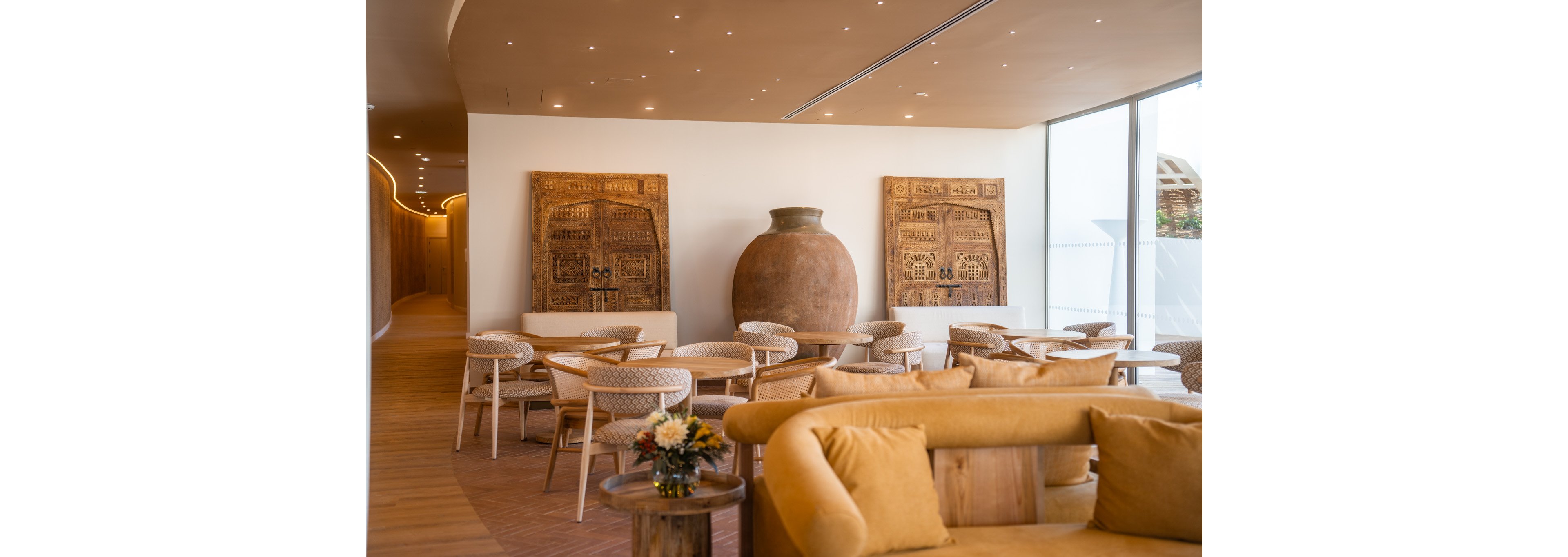 Castelo Suites Hotel