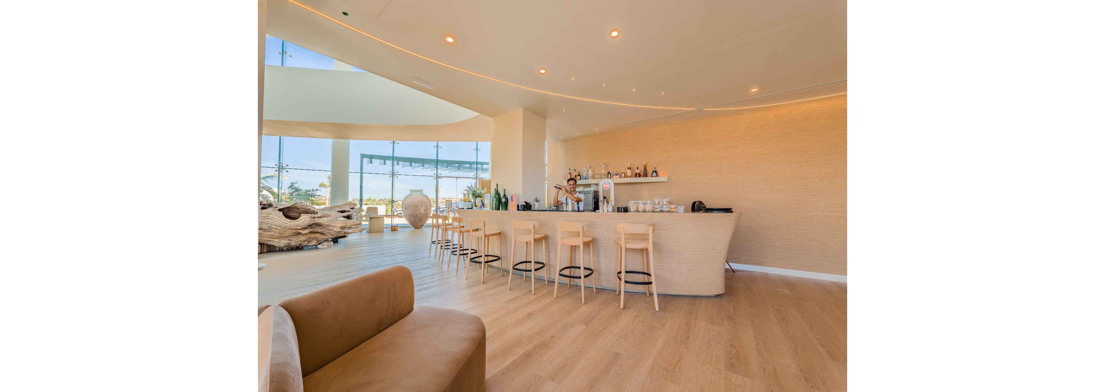 Castelo Suites Hotel