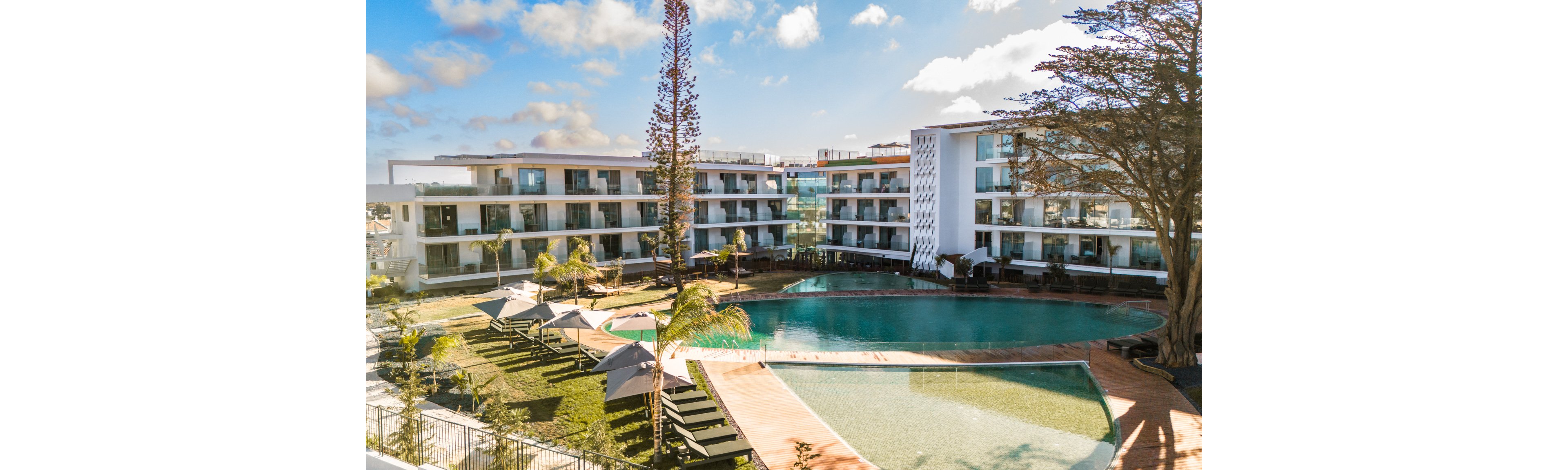 Castelo Suites Hotel