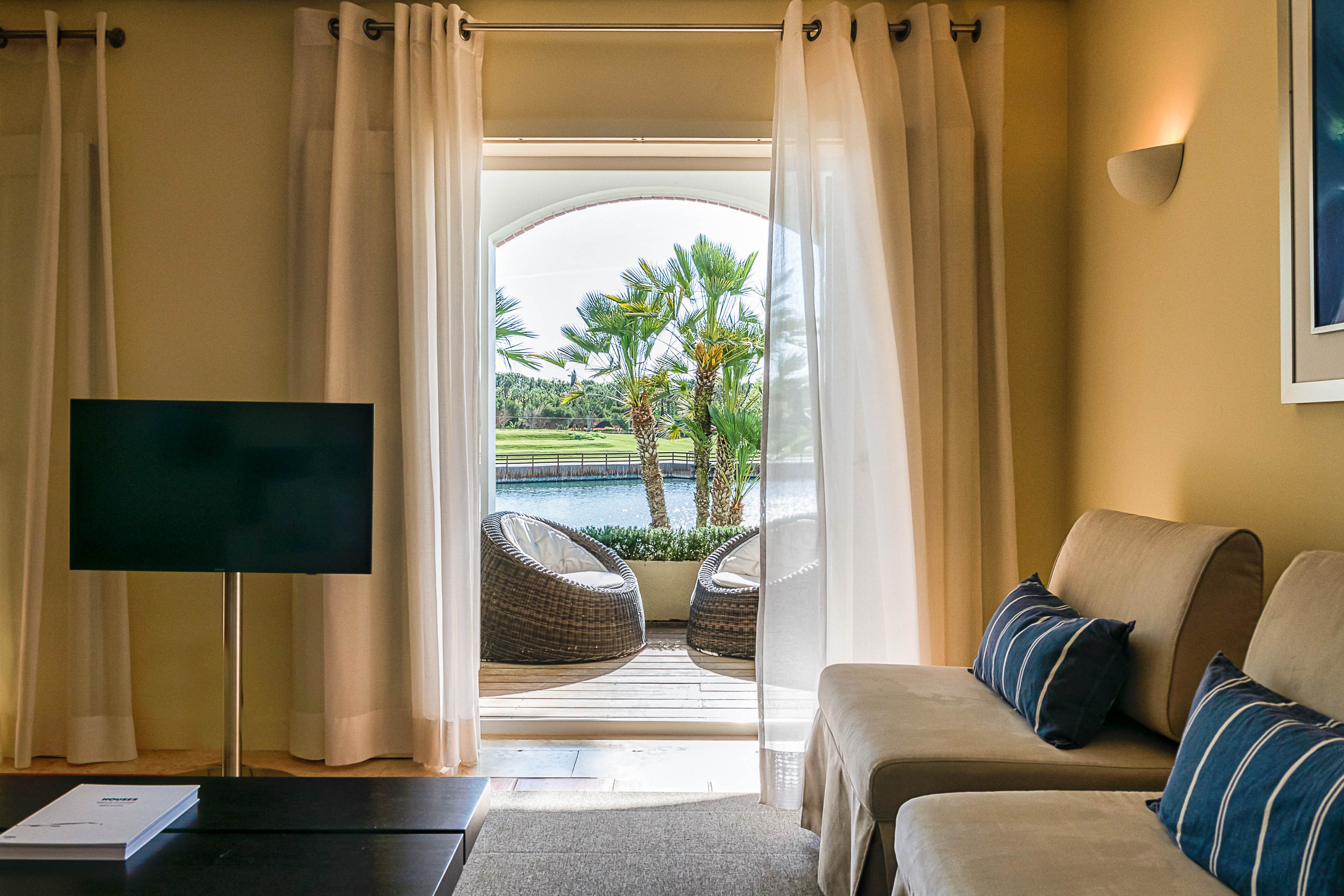 Domes Lake Algarve Residences