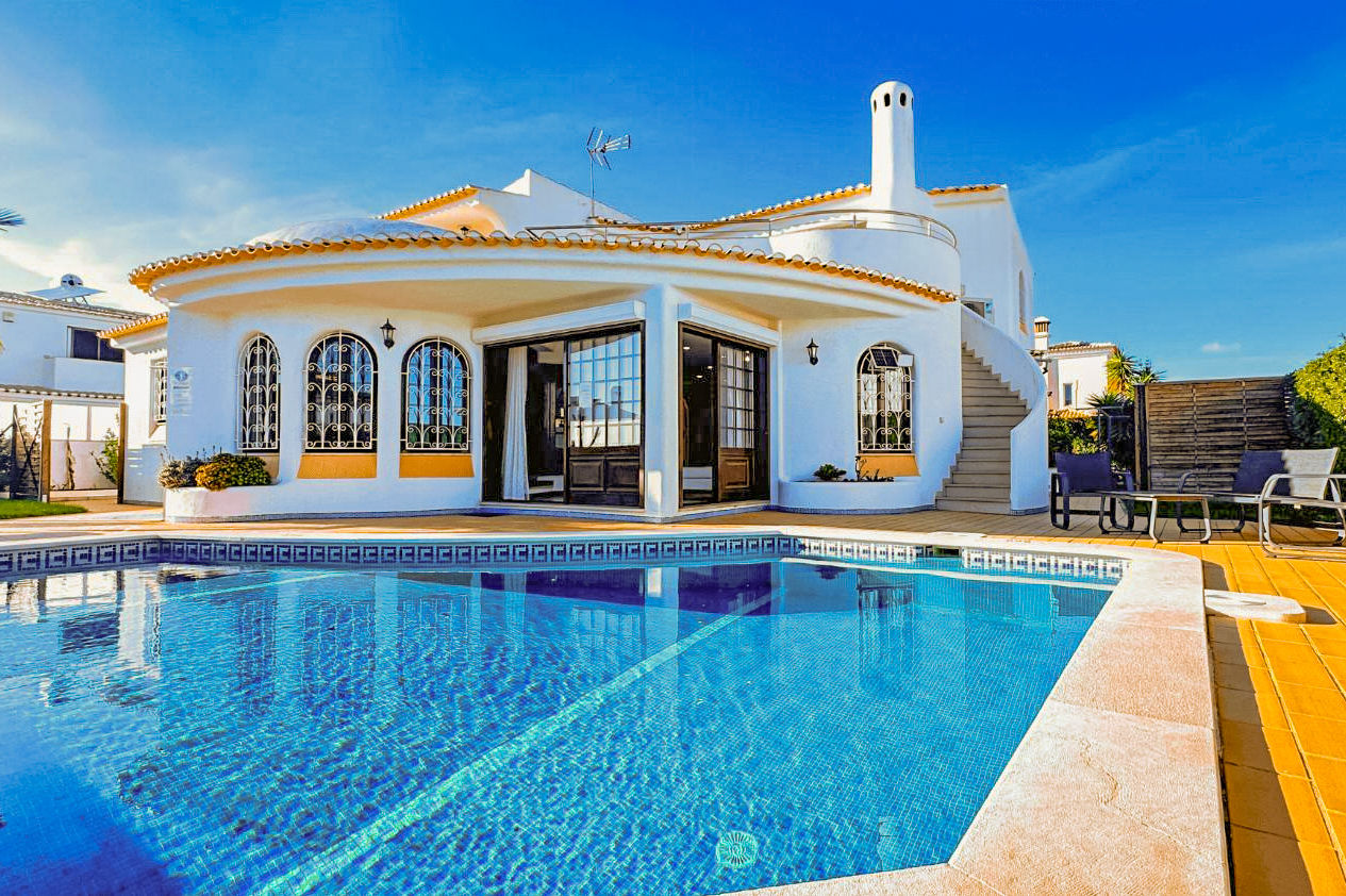 Villa Cristina 15 - Agni