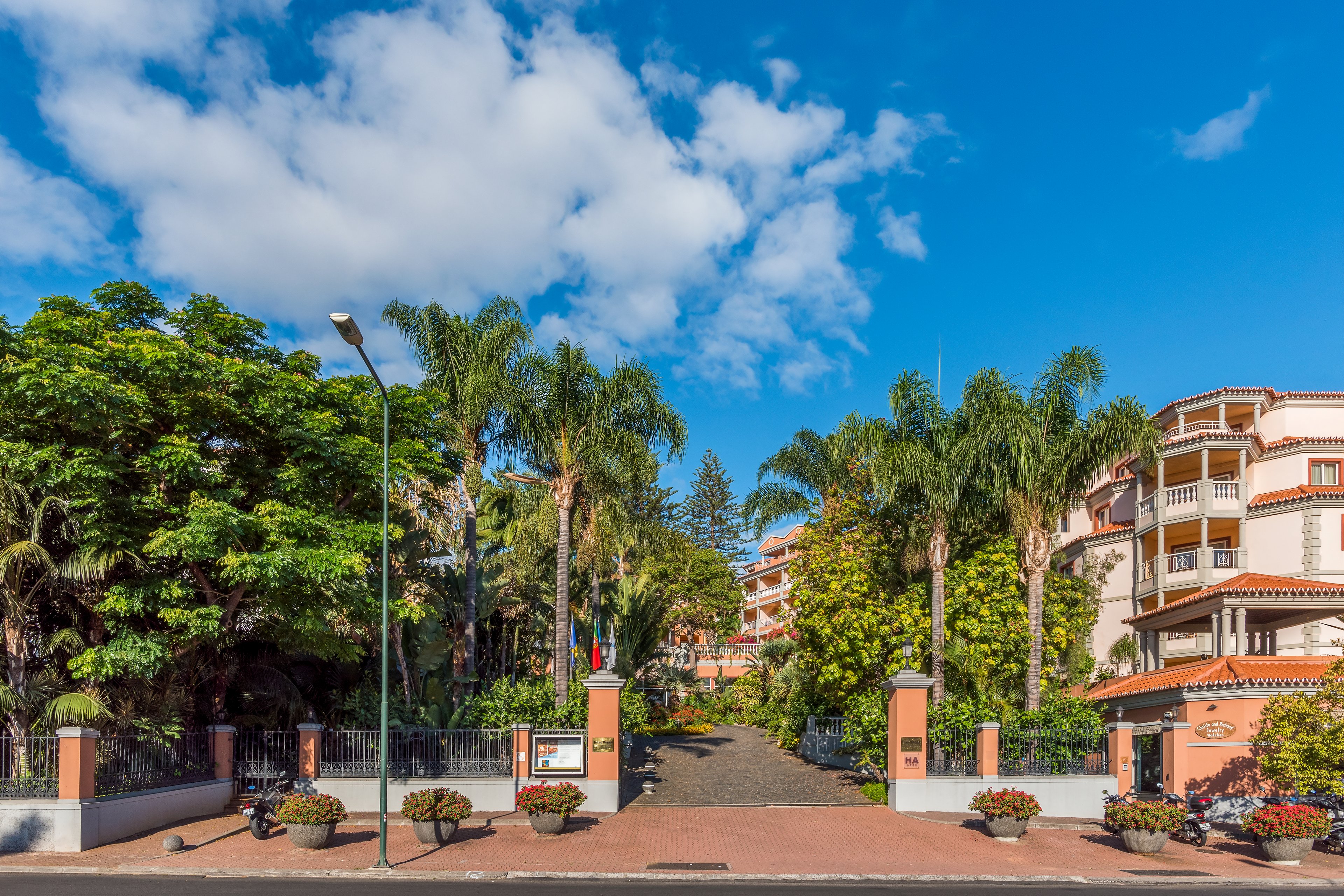 Pestana Village Resort