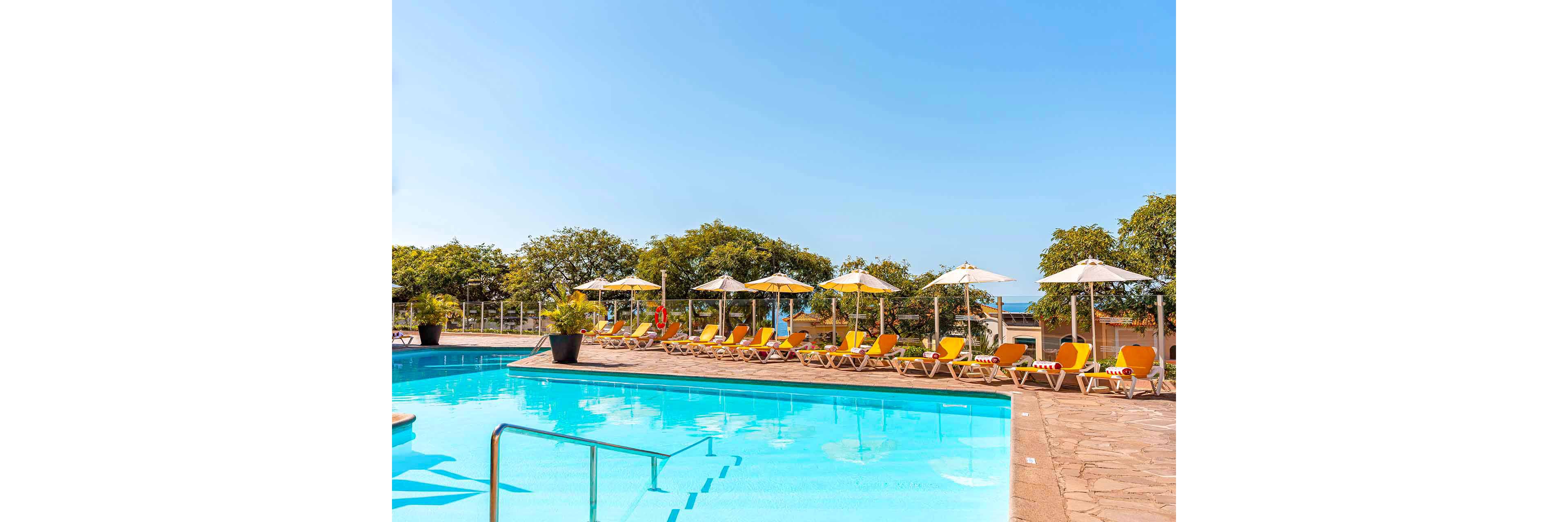 Muthu Raga Madeira Hotel