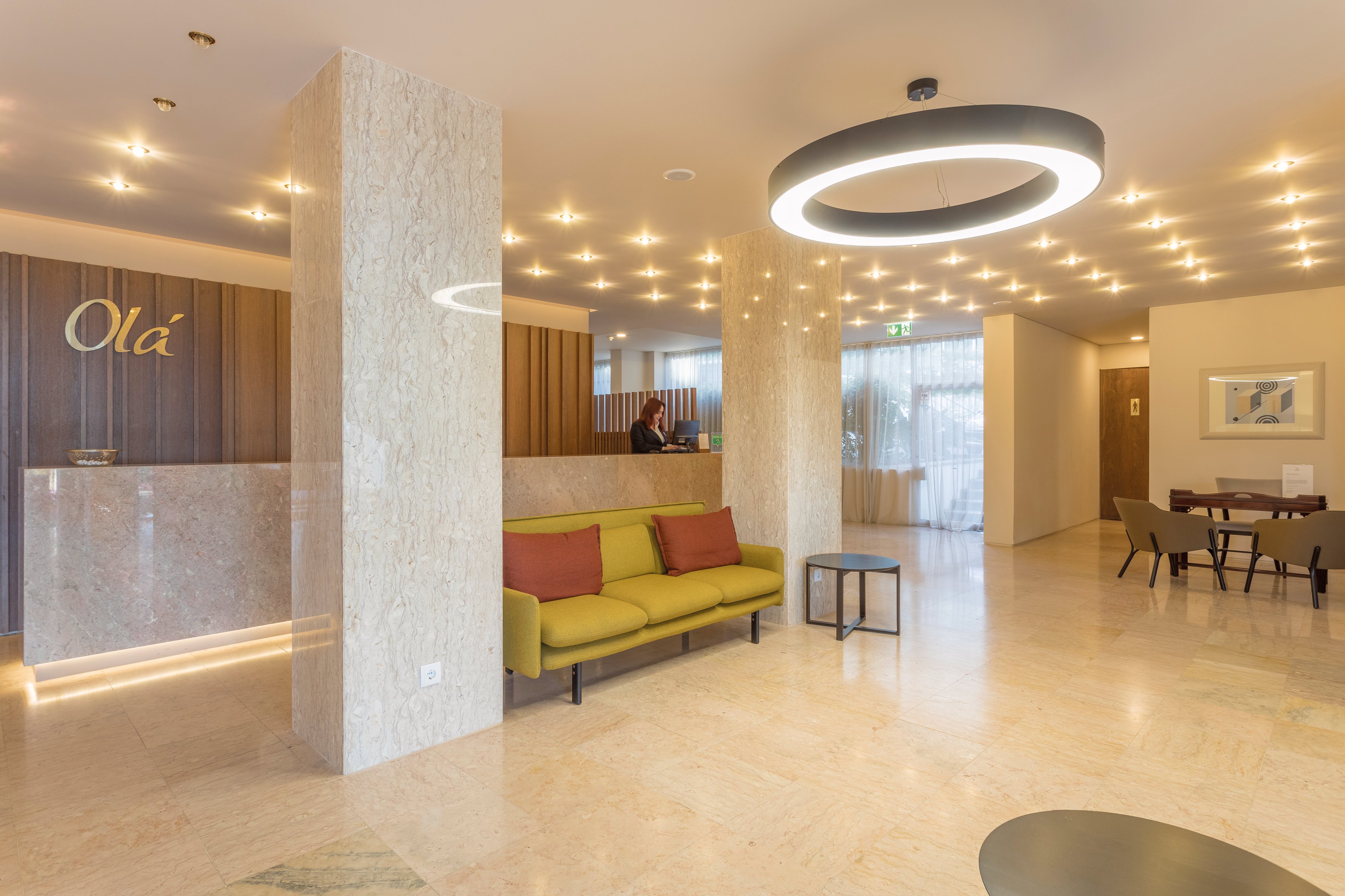 Girassol Suite Hotel