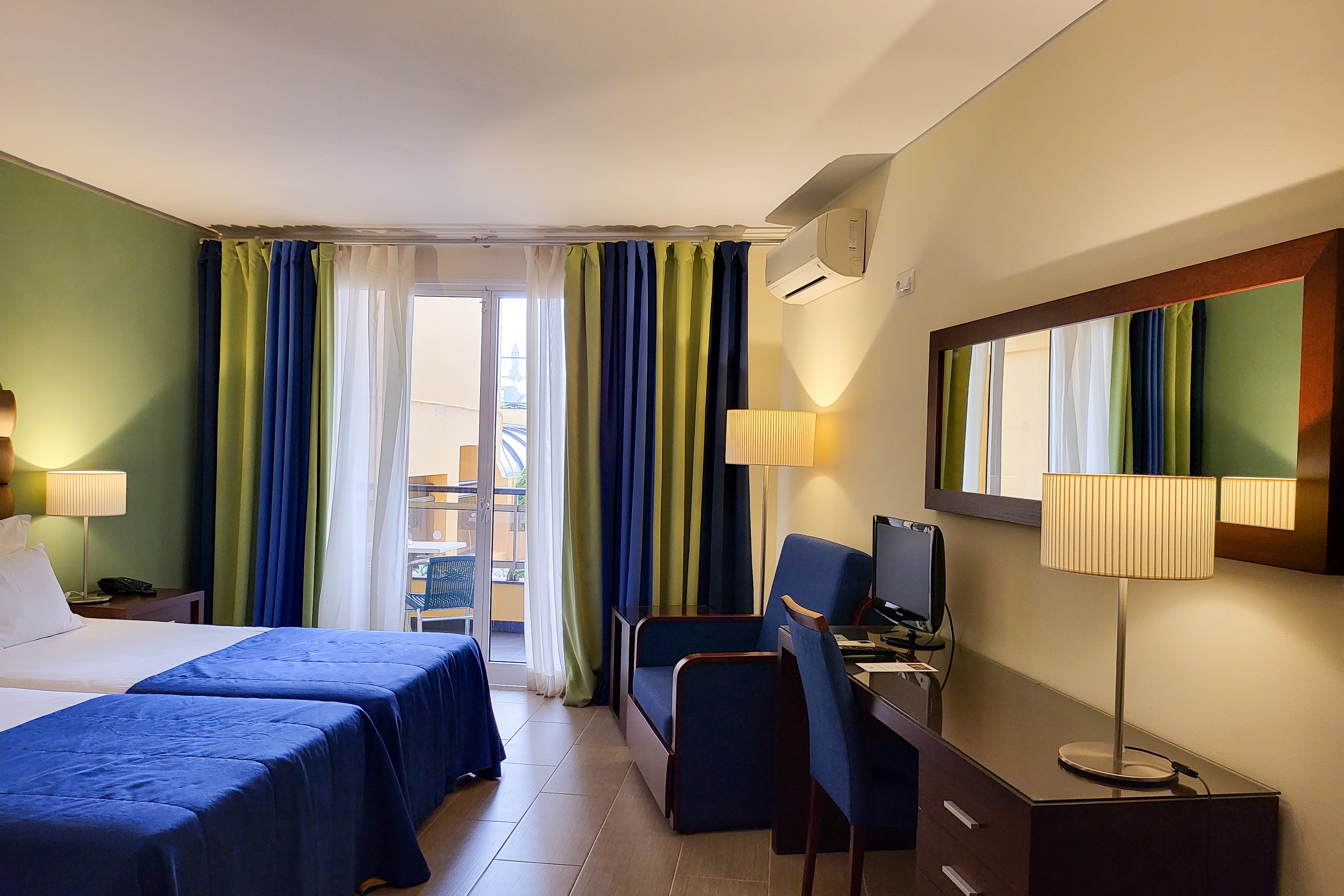 Rocamar Complex - Cais da Oliveira