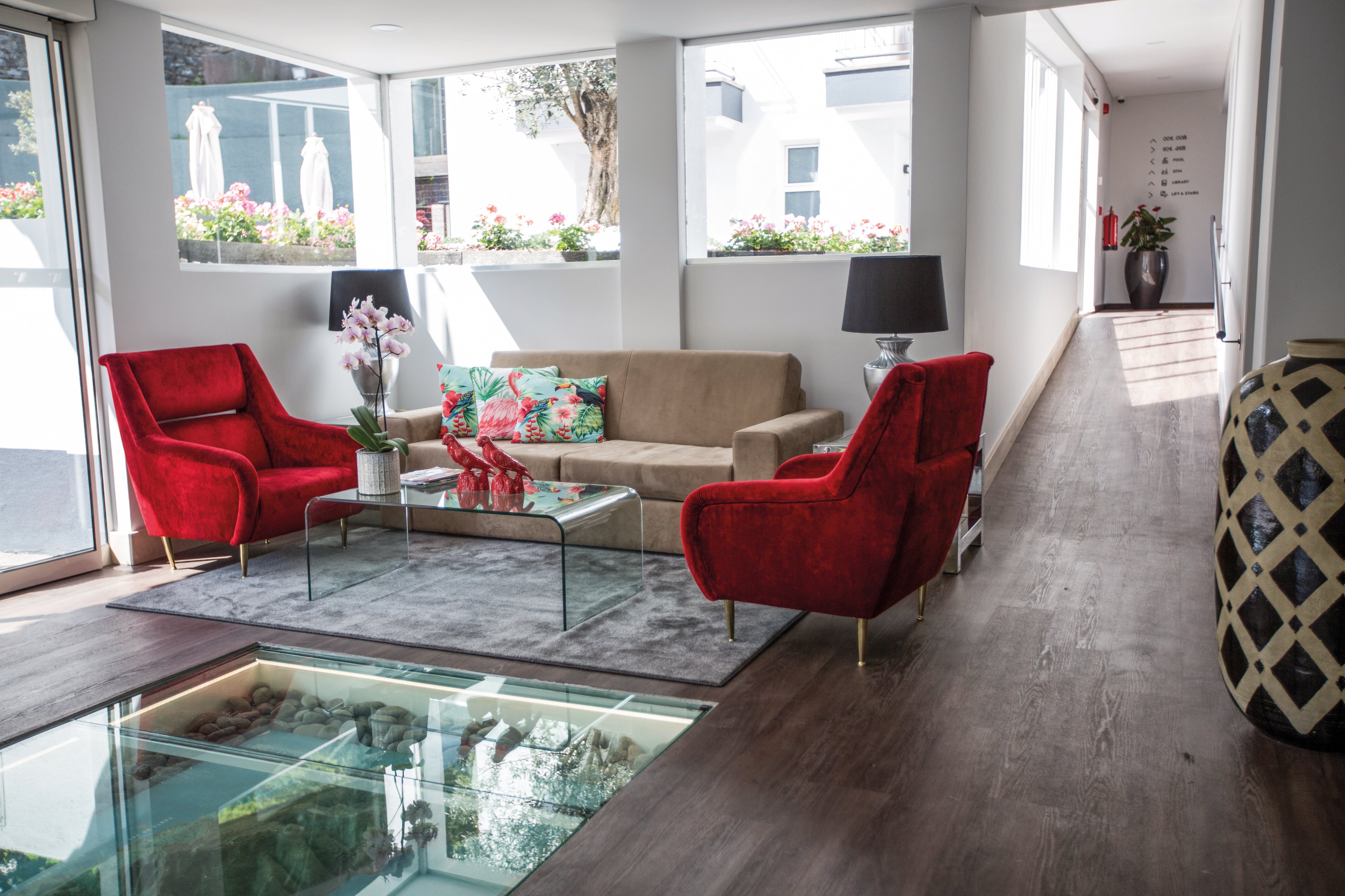 Santa Cruz Village Hotel