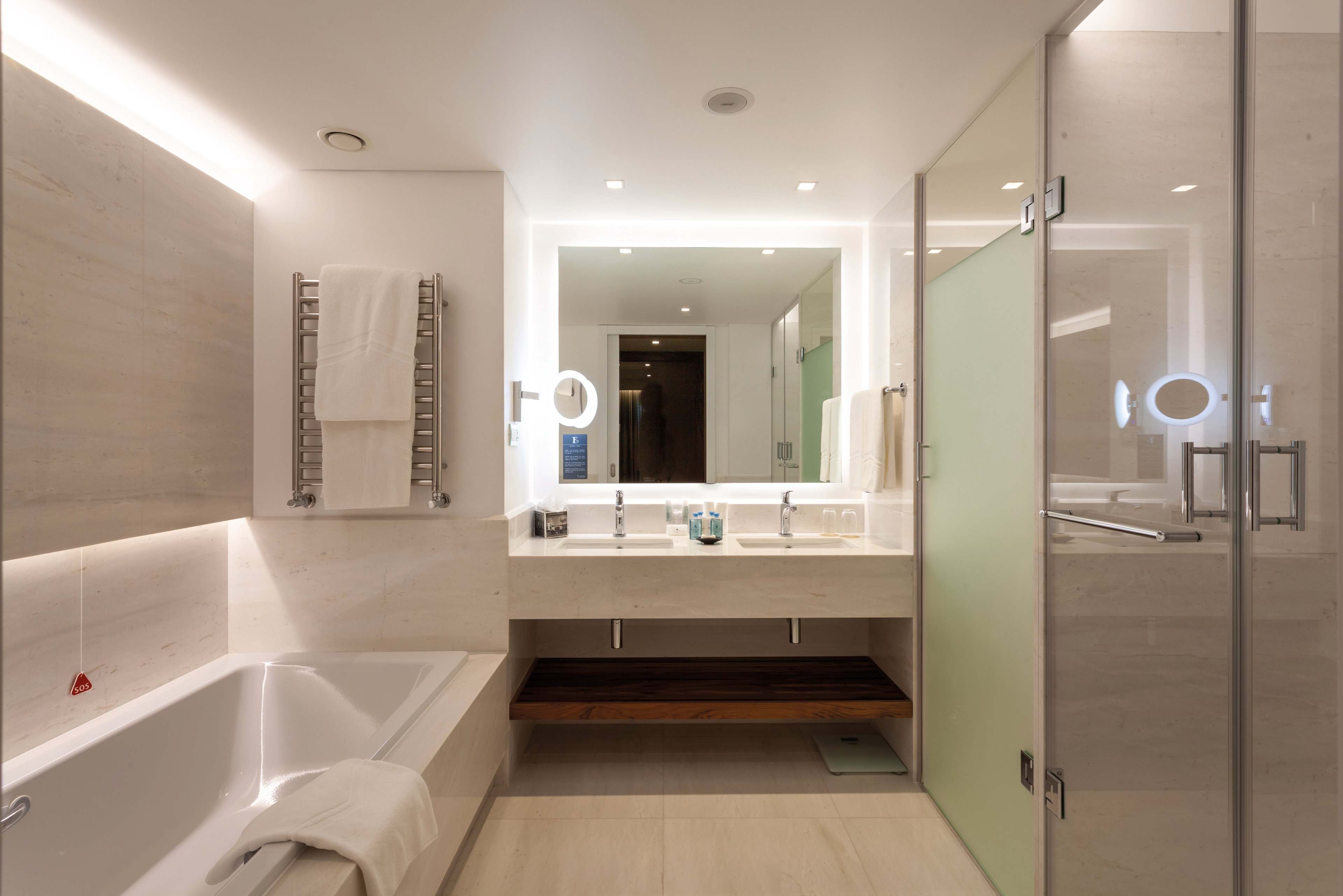 Les Suites at The Cliff Bay