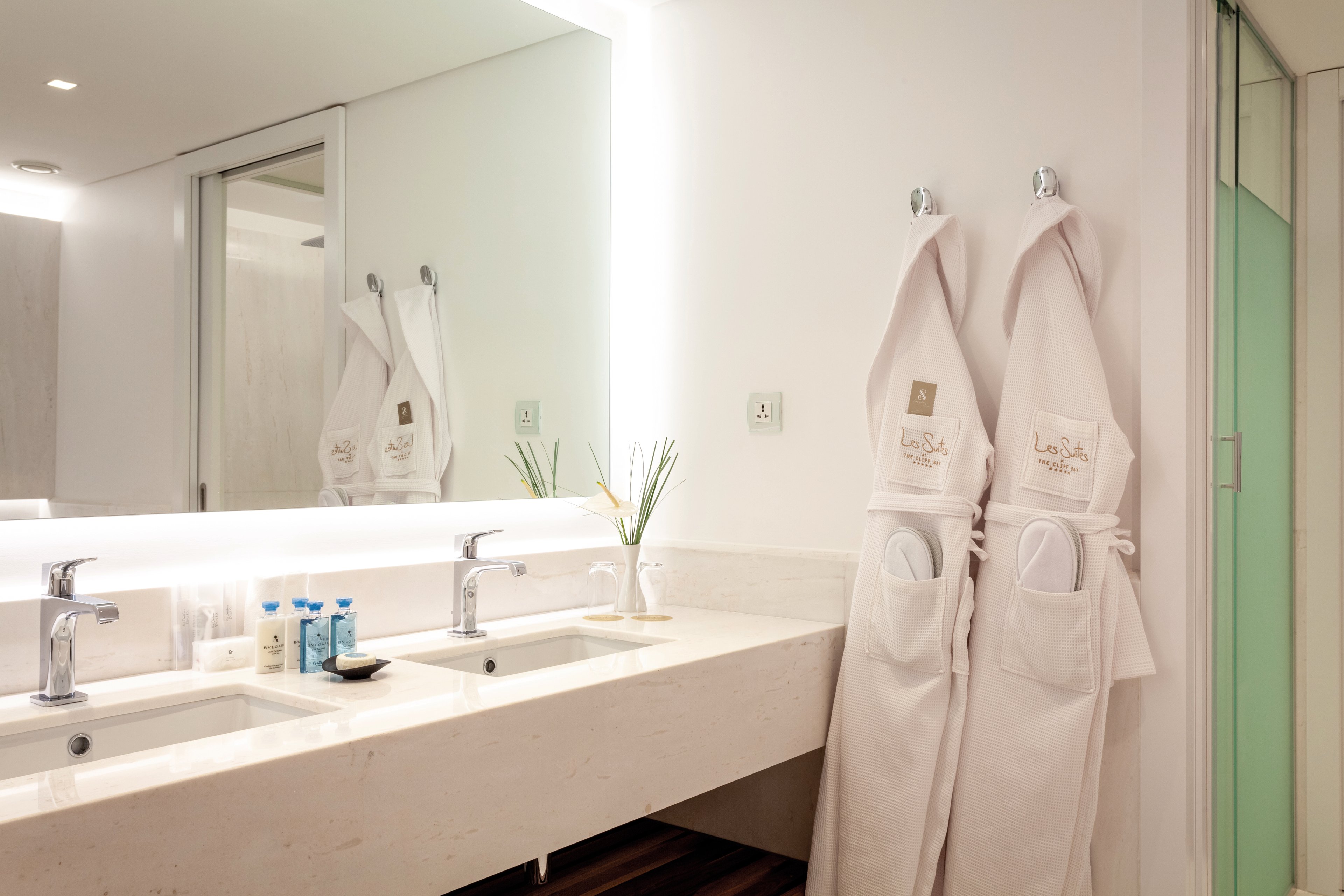 Les Suites at The Cliff Bay