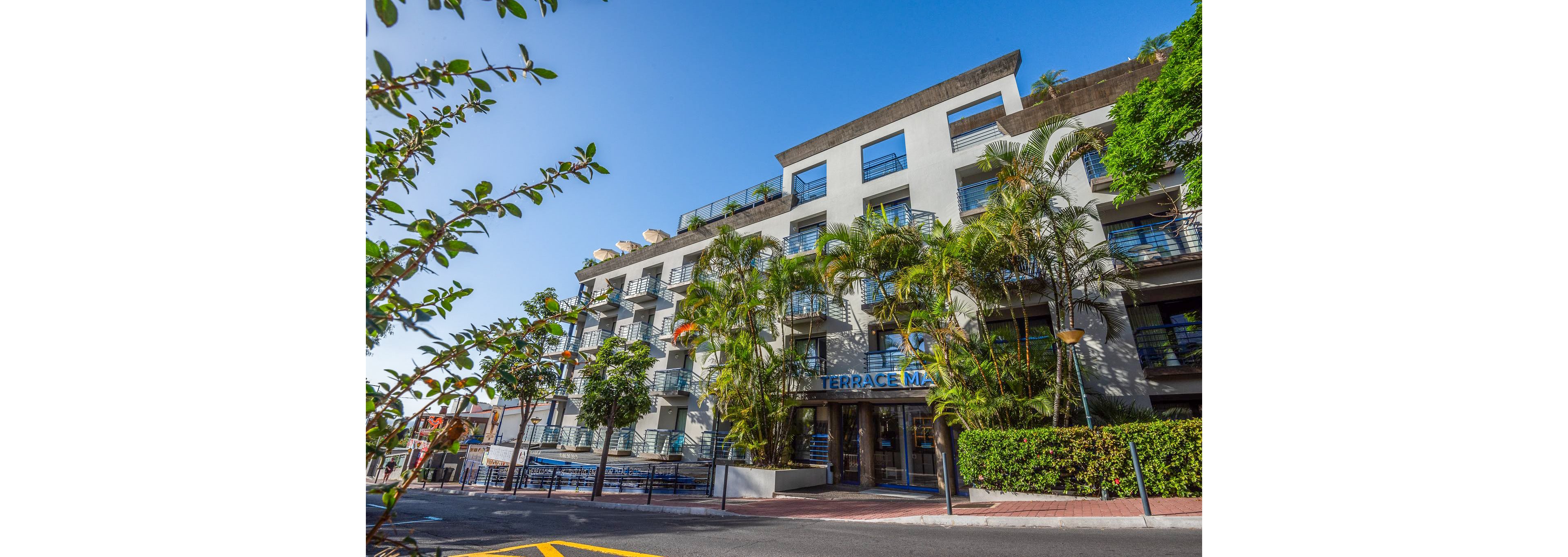 Terrace Mar Suite Hotel